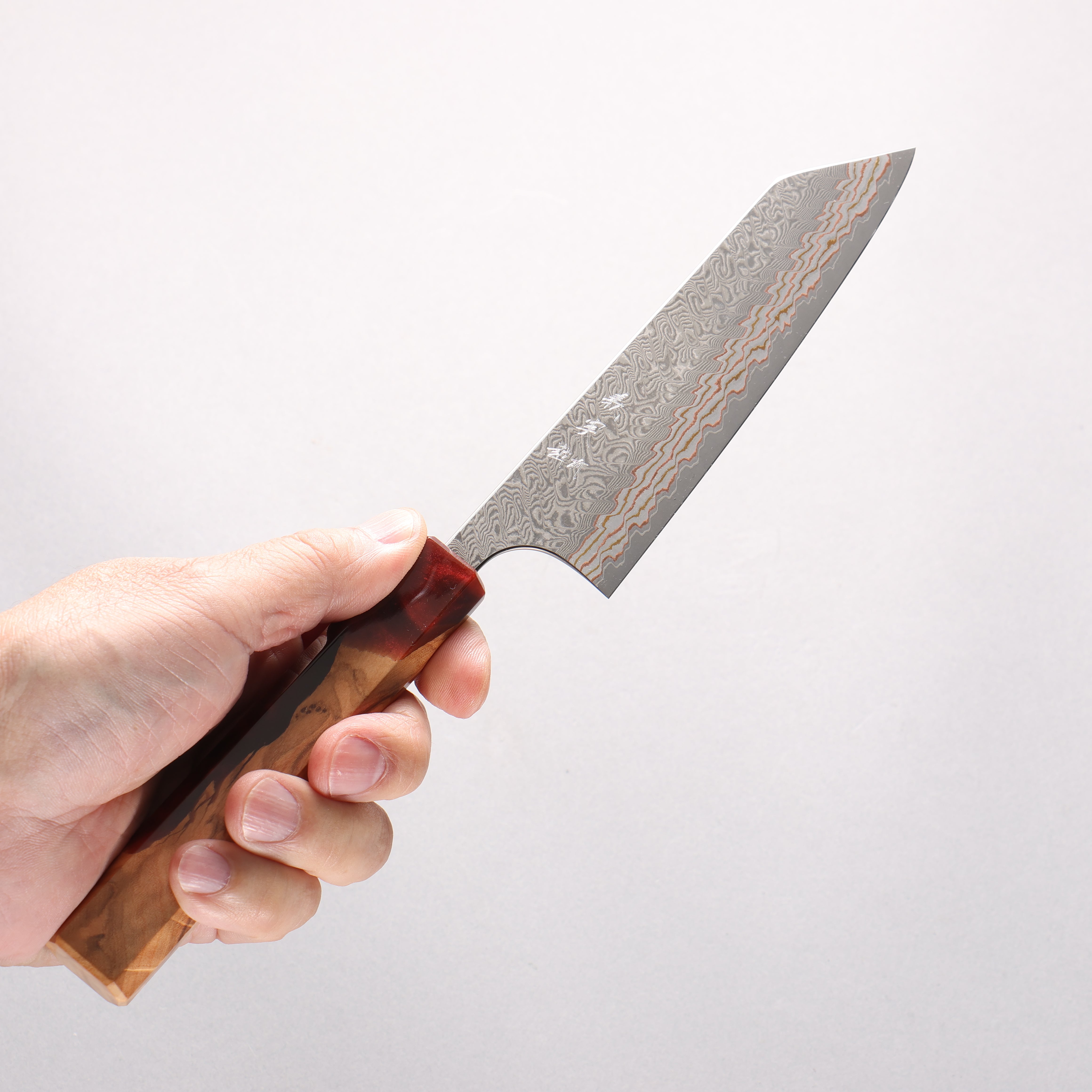 Yoshimi Kato VG10w Colored Damascus Small Bunka 130mm Olive Tree and Red Resin Handle - Seisuke Knife