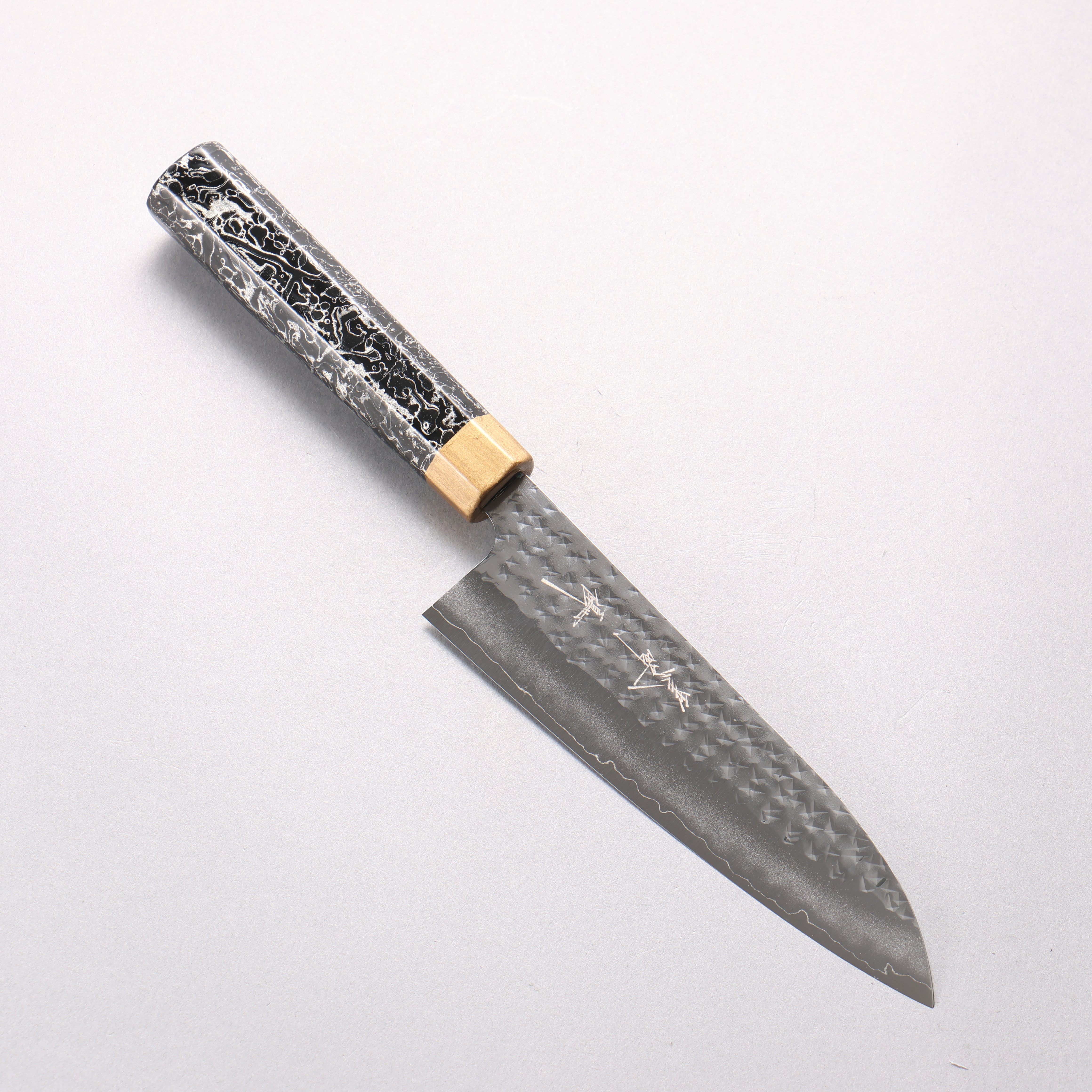 Yu Kurosaki Senko Ryu SG2 Hammered Small Santoku 150mm Black & Gold Lacquered Handle - Seisuke Knife