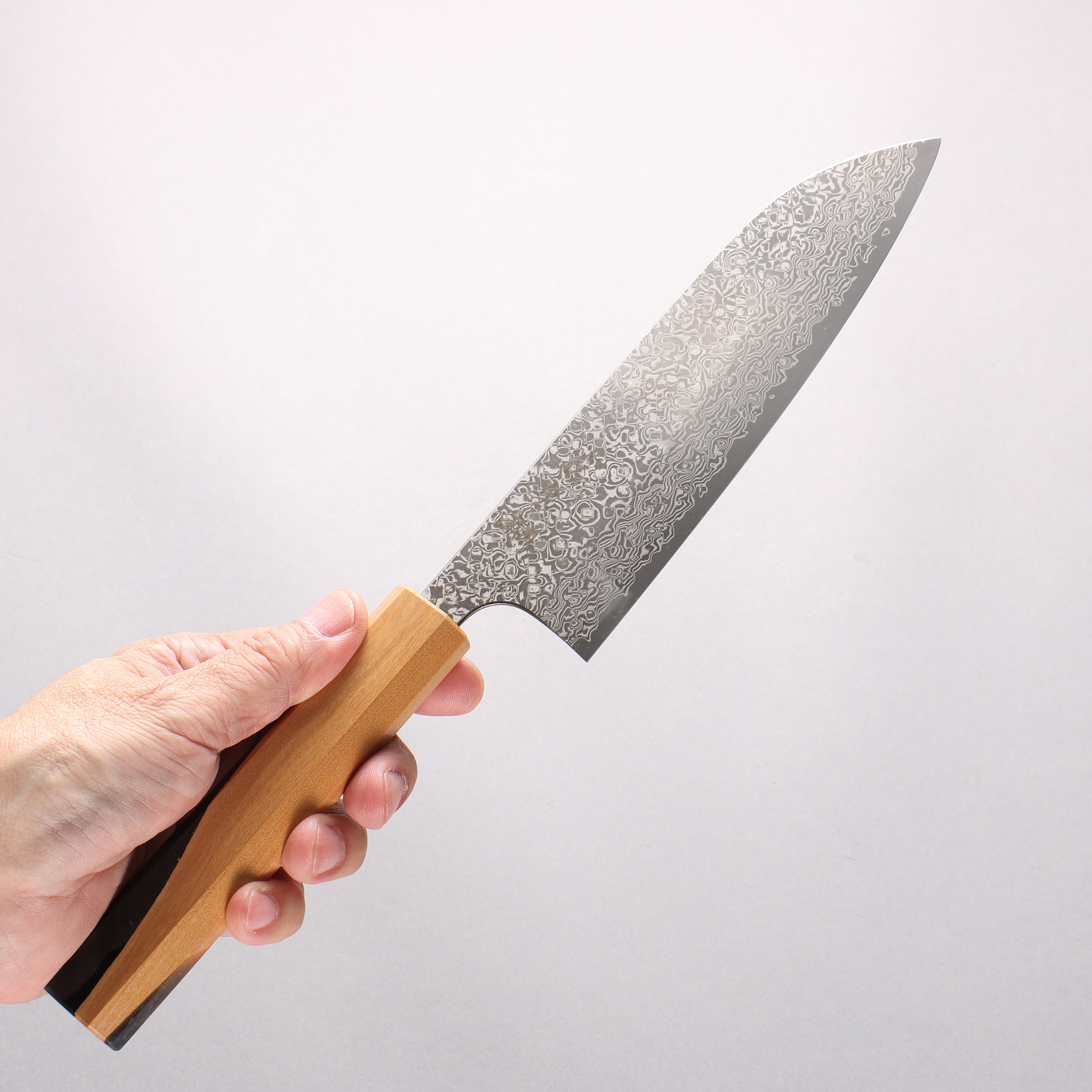 Yoshimi Kato VG10 Black Damascus Santoku 170mm Olive Tree and Black/White Marble Resin Handle - Seisuke Knife