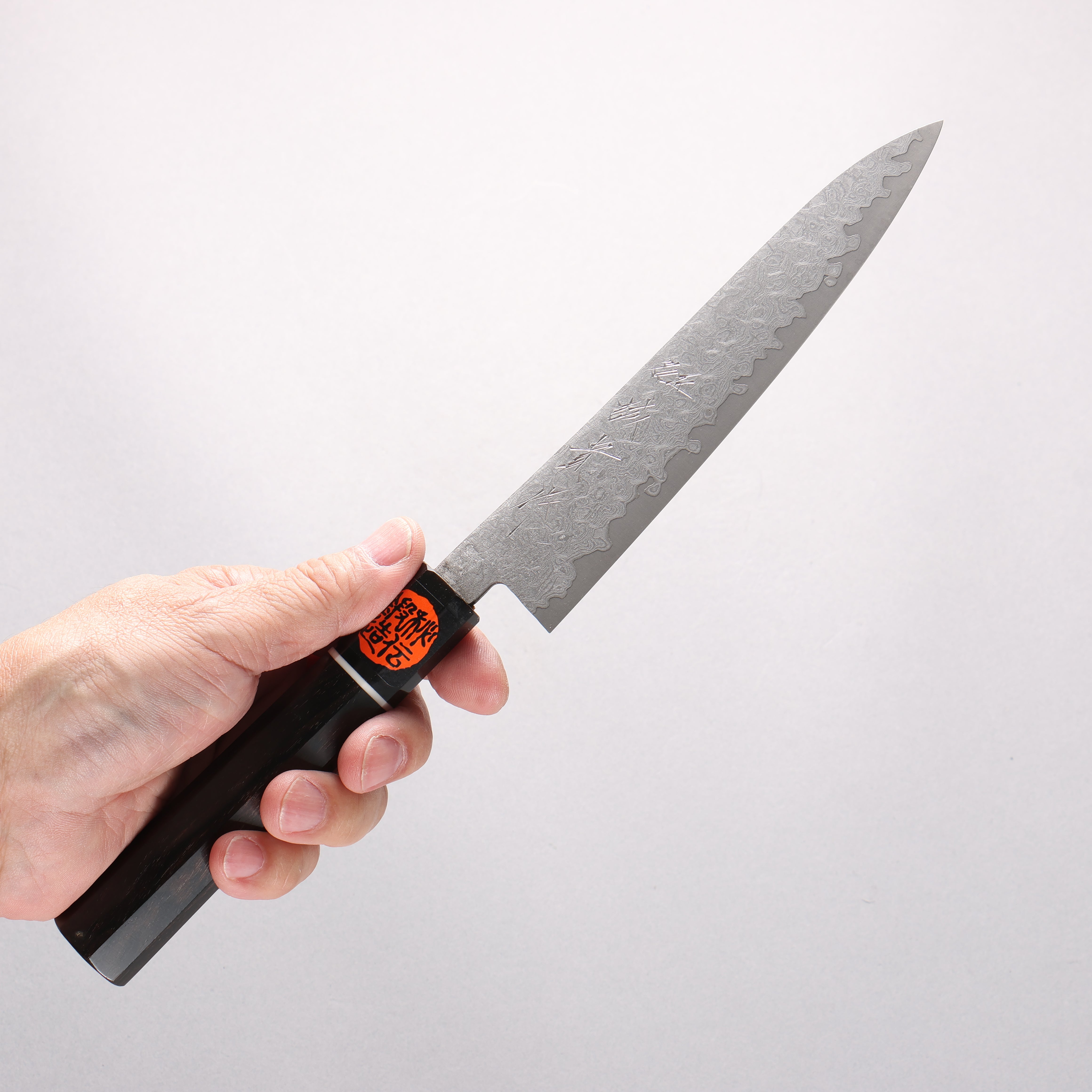Shigeki Tanaka VG10 Damascus Petty-Utility 150mm Ebony Wood & Black Water Buffalo Horn Handle - Seisuke Knife