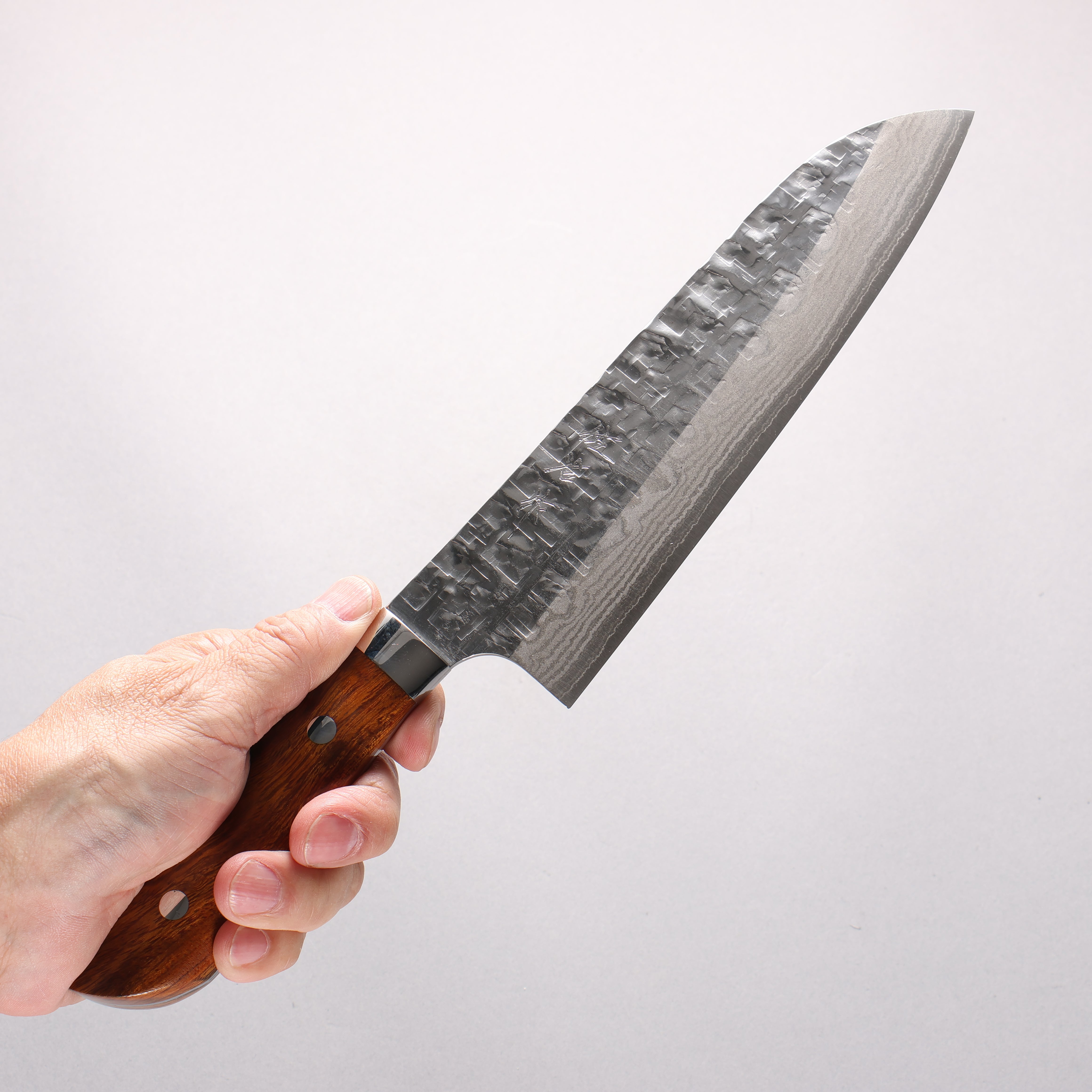 Takeshi Saji SRS13 Hammered Damascus Cross Santoku 180mm Ironwood Handle - Seisuke Knife