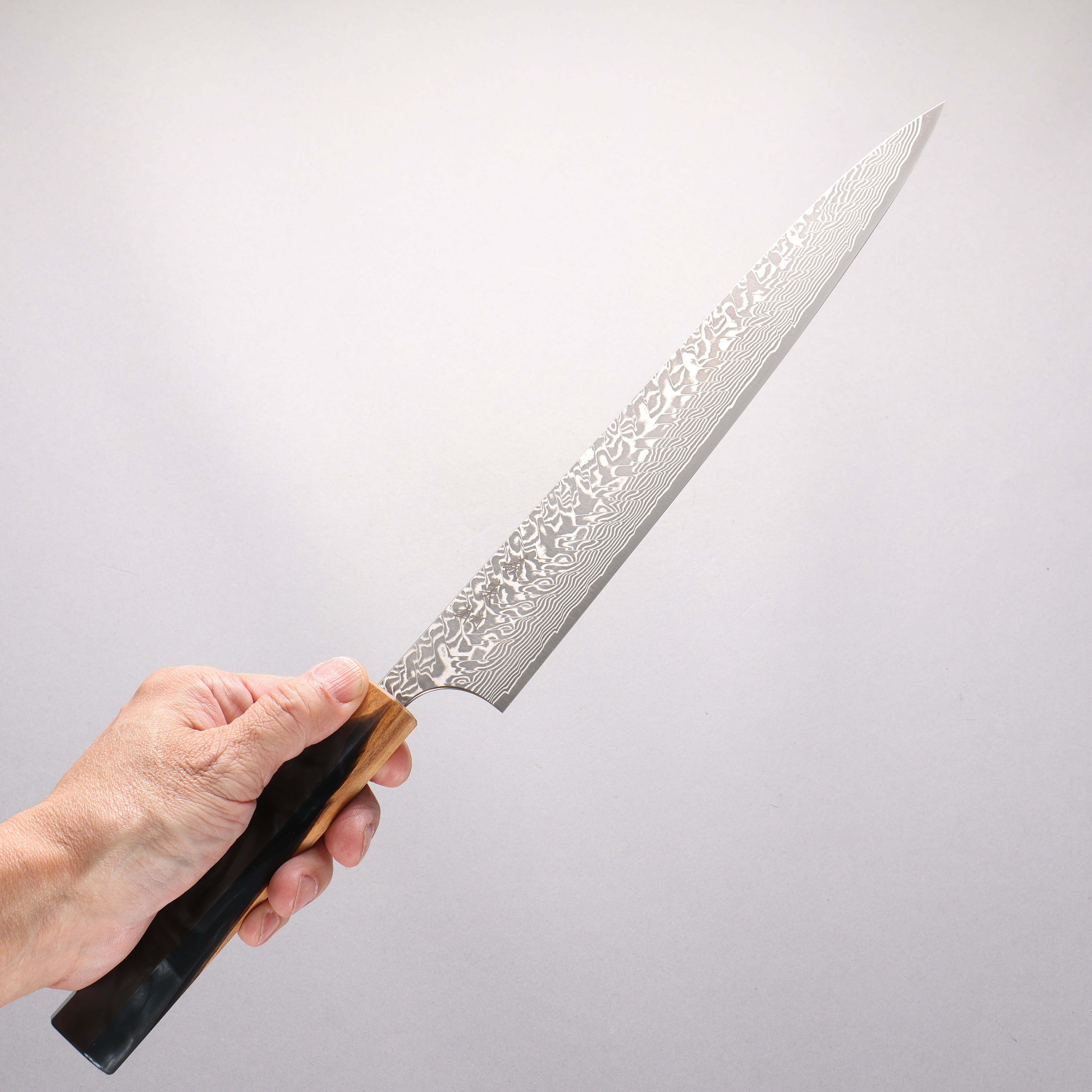 Yoshimi Kato SG2 Black Damascus Sujihiki 270mm Olive Tree and Black/White Marble Resin Handle - Seisuke Knife