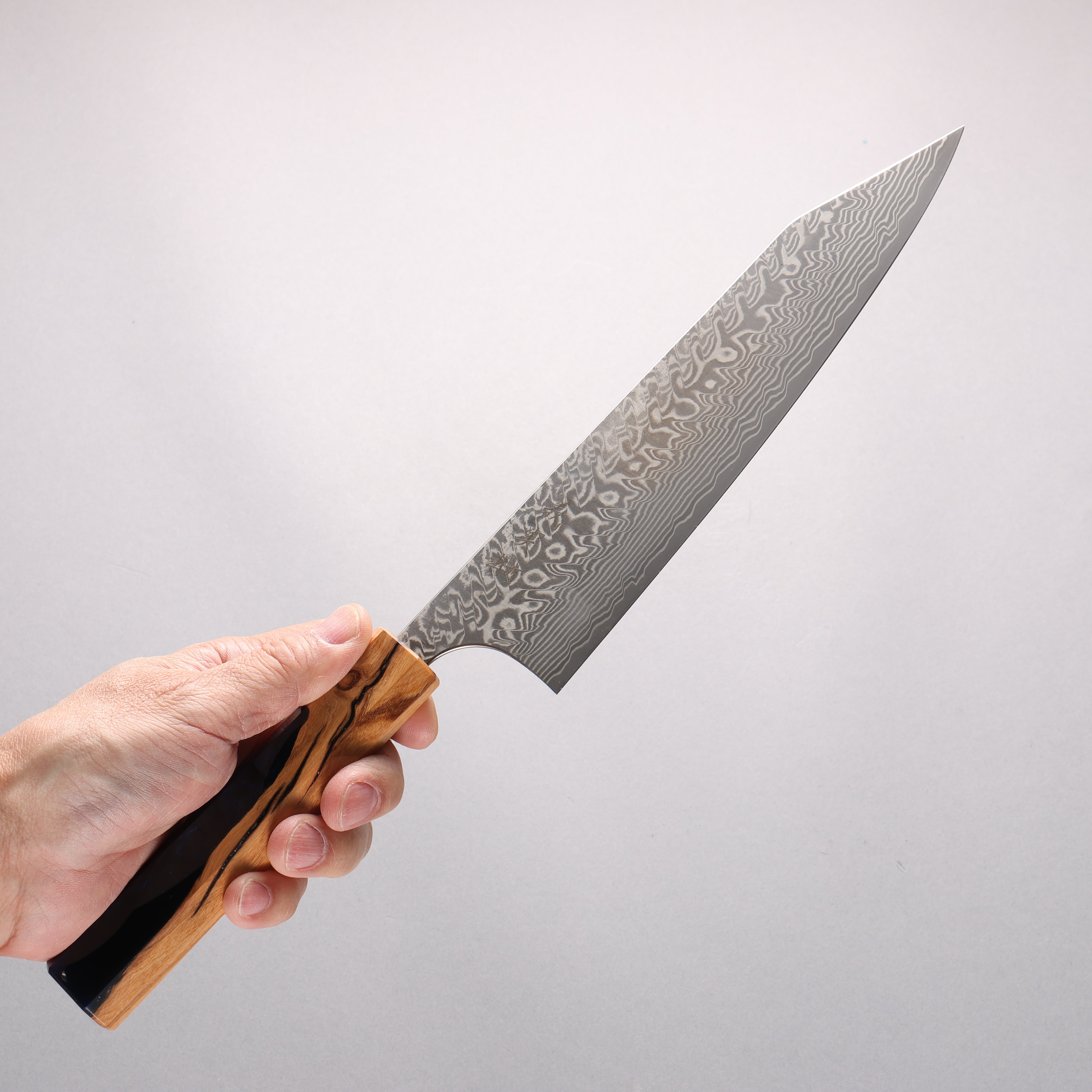 Yoshimi Kato SG2 Black Damascus Kiritsuke Gyuto 210mm Olive Tree and Blue Resin Handle - Seisuke Knife