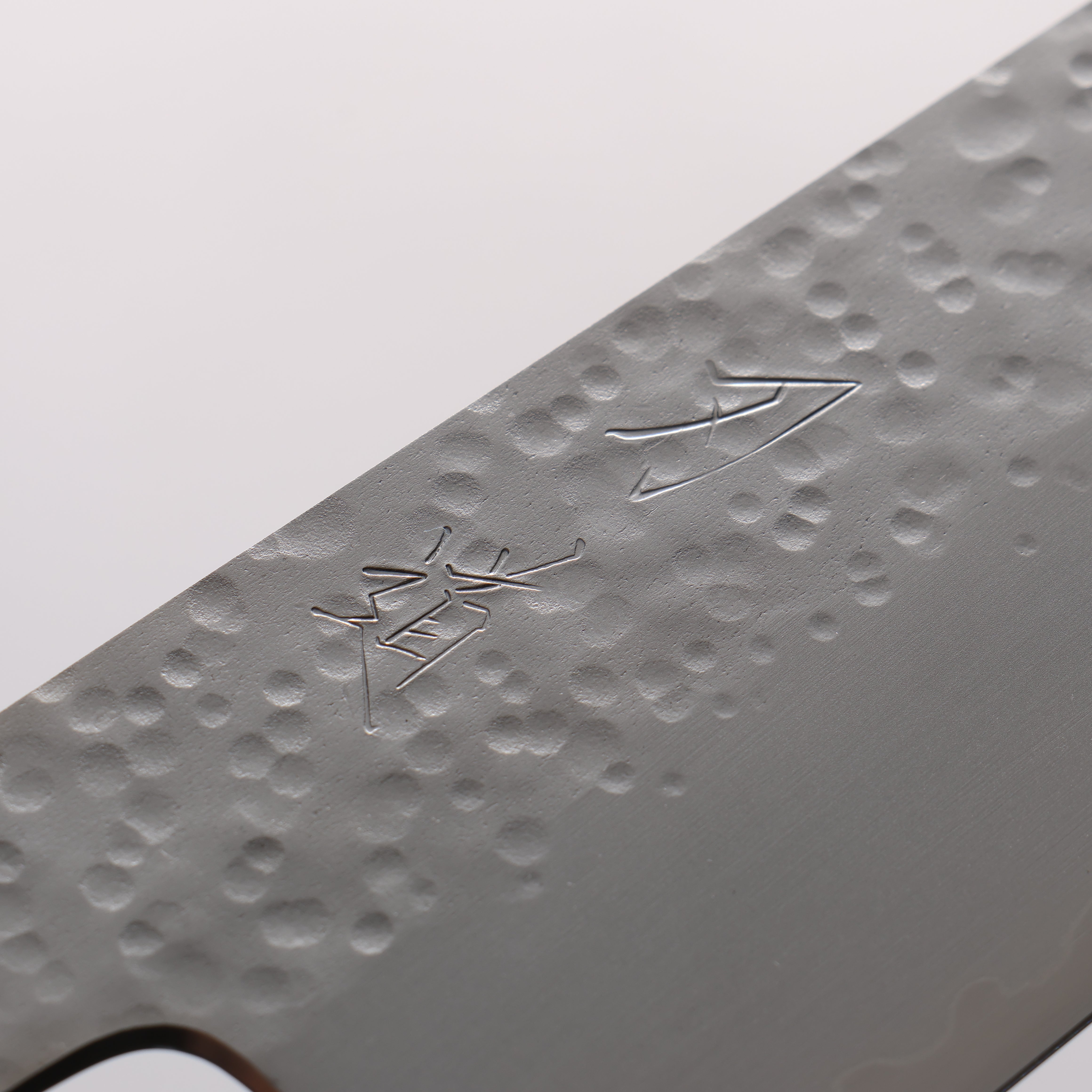 Hado Shiosai VG10 Maru Hammered Kiritsuke Gyuto 210mm Olive Wood Handle - Seisuke Knife