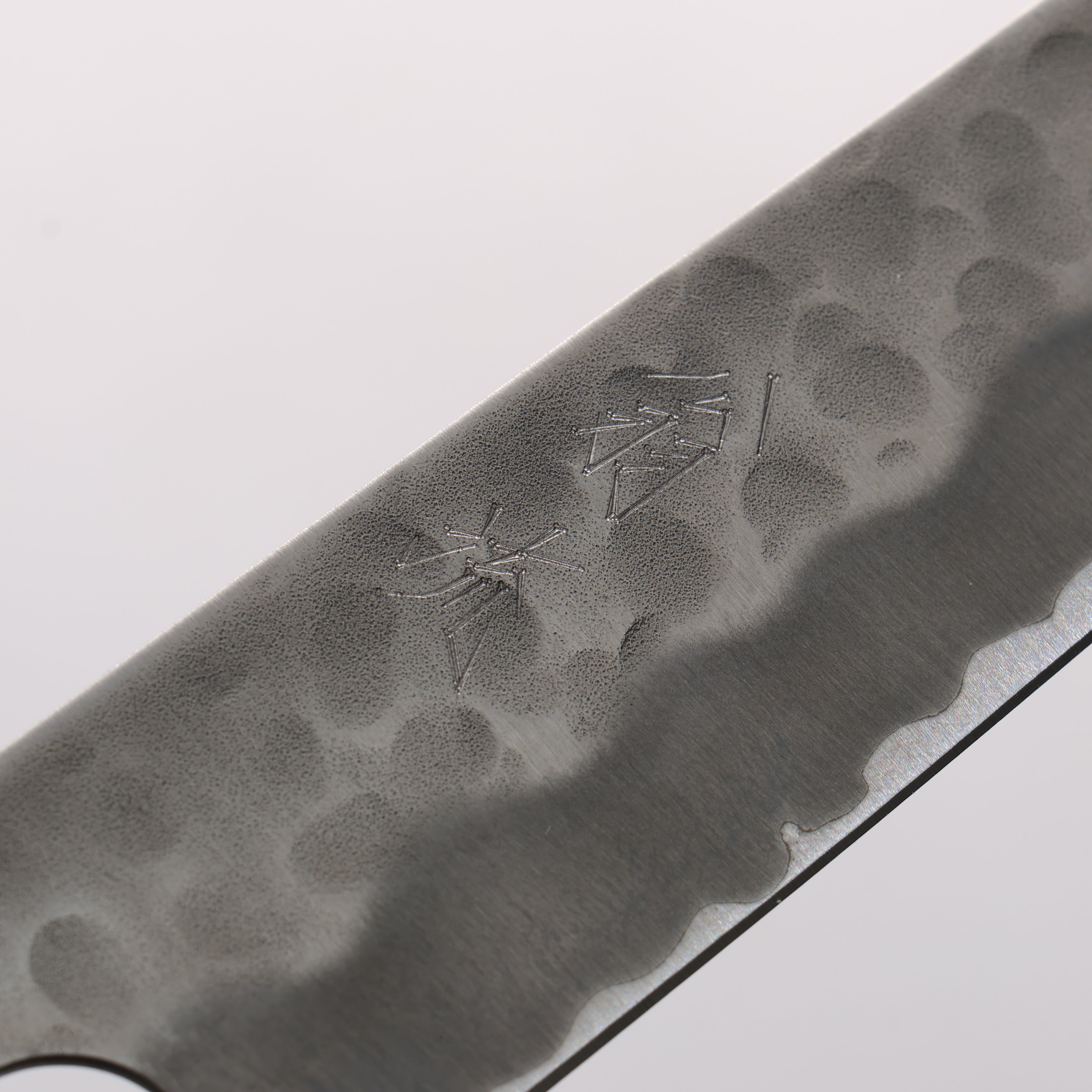 Oul White Steel No.2 Hammered Sujihiki 240mm Keyaki Elm Handle - Seisuke Knife
