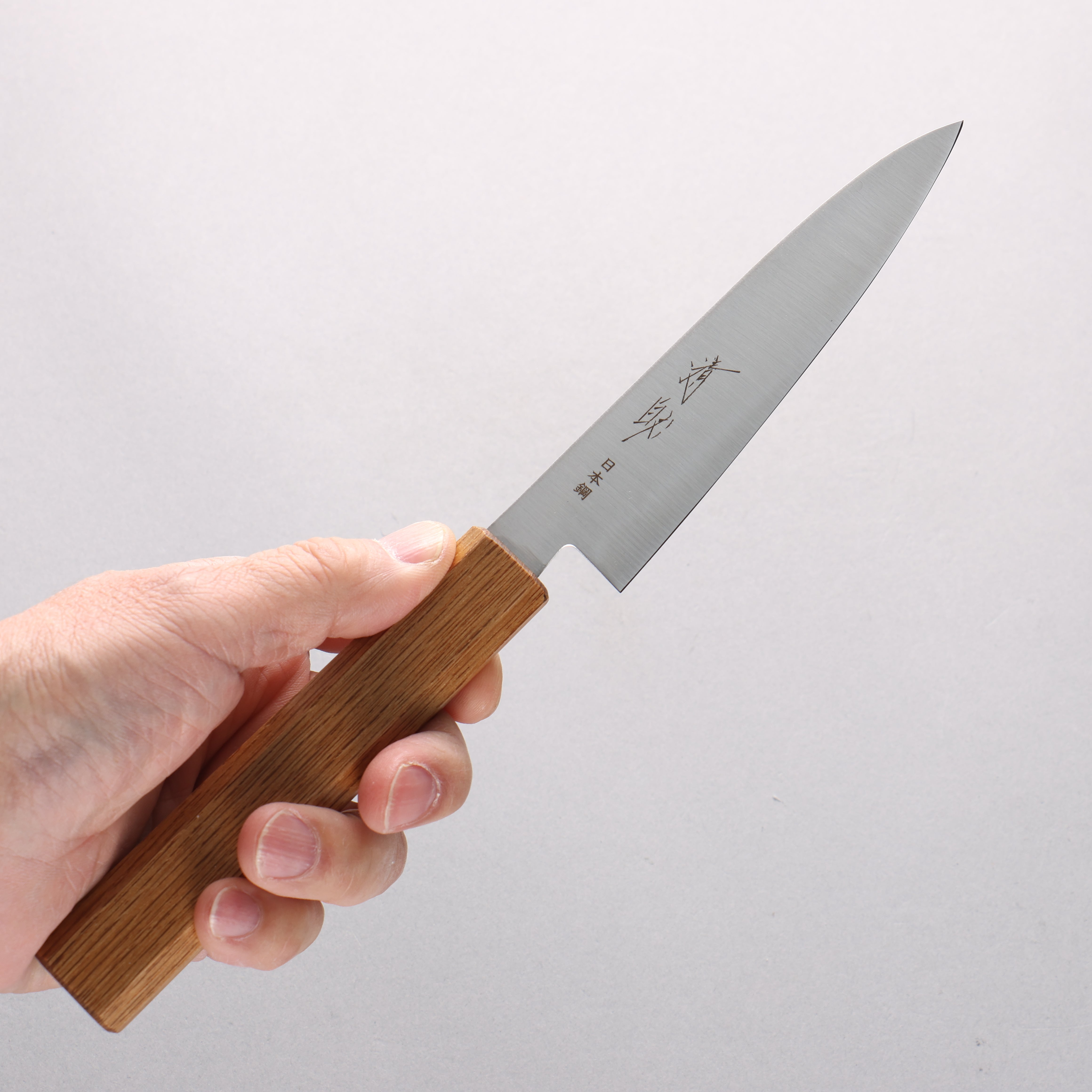 Seisuke SK-4 Petty-Utility 120mm Lacquered Oak Handle - Seisuke Knife