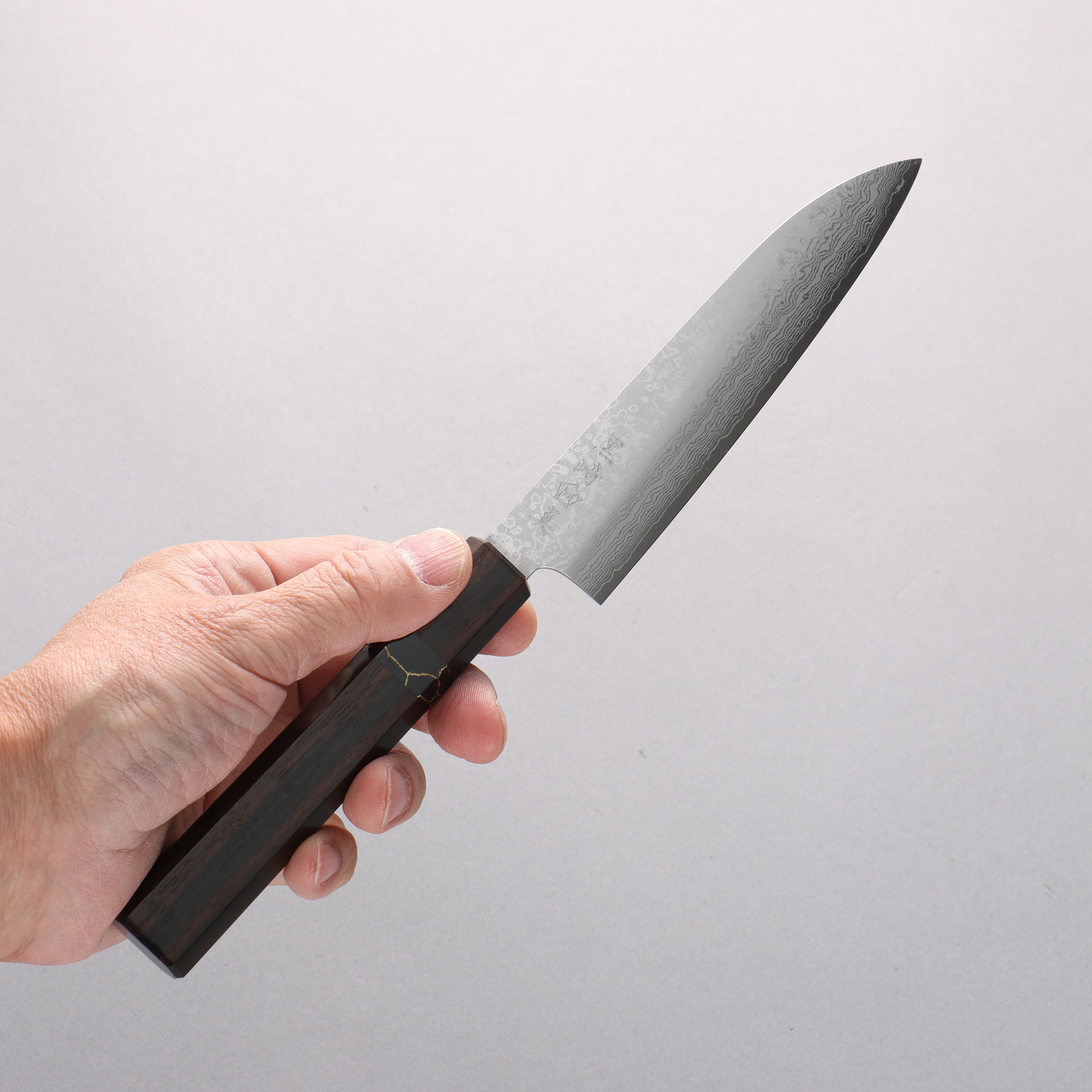 Makoto Kurosaki VG7 Damascus Petty-Utility 135mm Ebony Wood & Black Turquoise Ring Handle - Seisuke Knife
