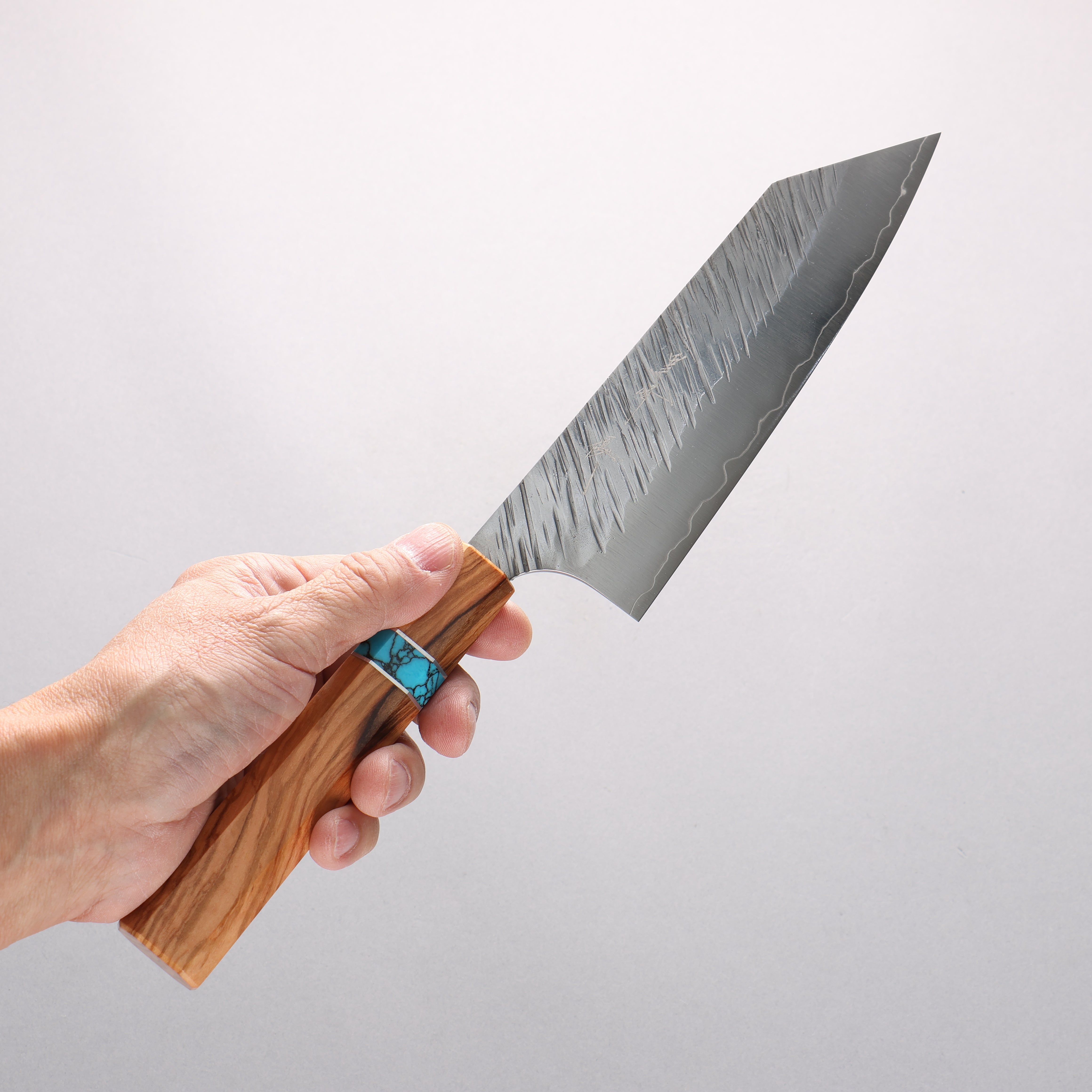 Yu Kurosaki Fujin SG2 Hammered Bunka 170mm Olive Wood & Turquoise Ring Handle - Seisuke Knife