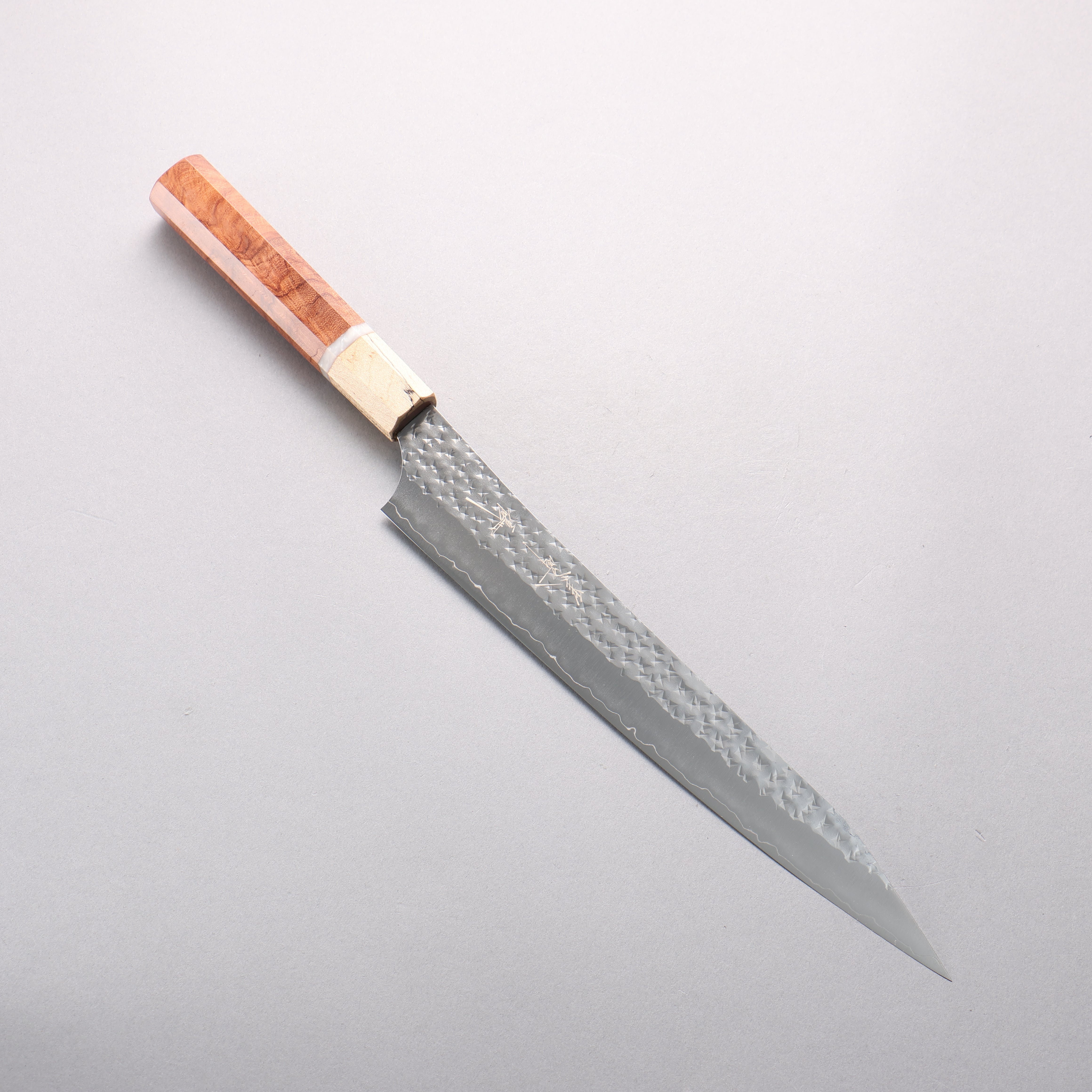 Yu Kurosaki Senko Ei SG2 Hammered Sujihiki 240mm Brazilwood with white ring (ferrule: Chinese Quince) Handle - Seisuke Knife