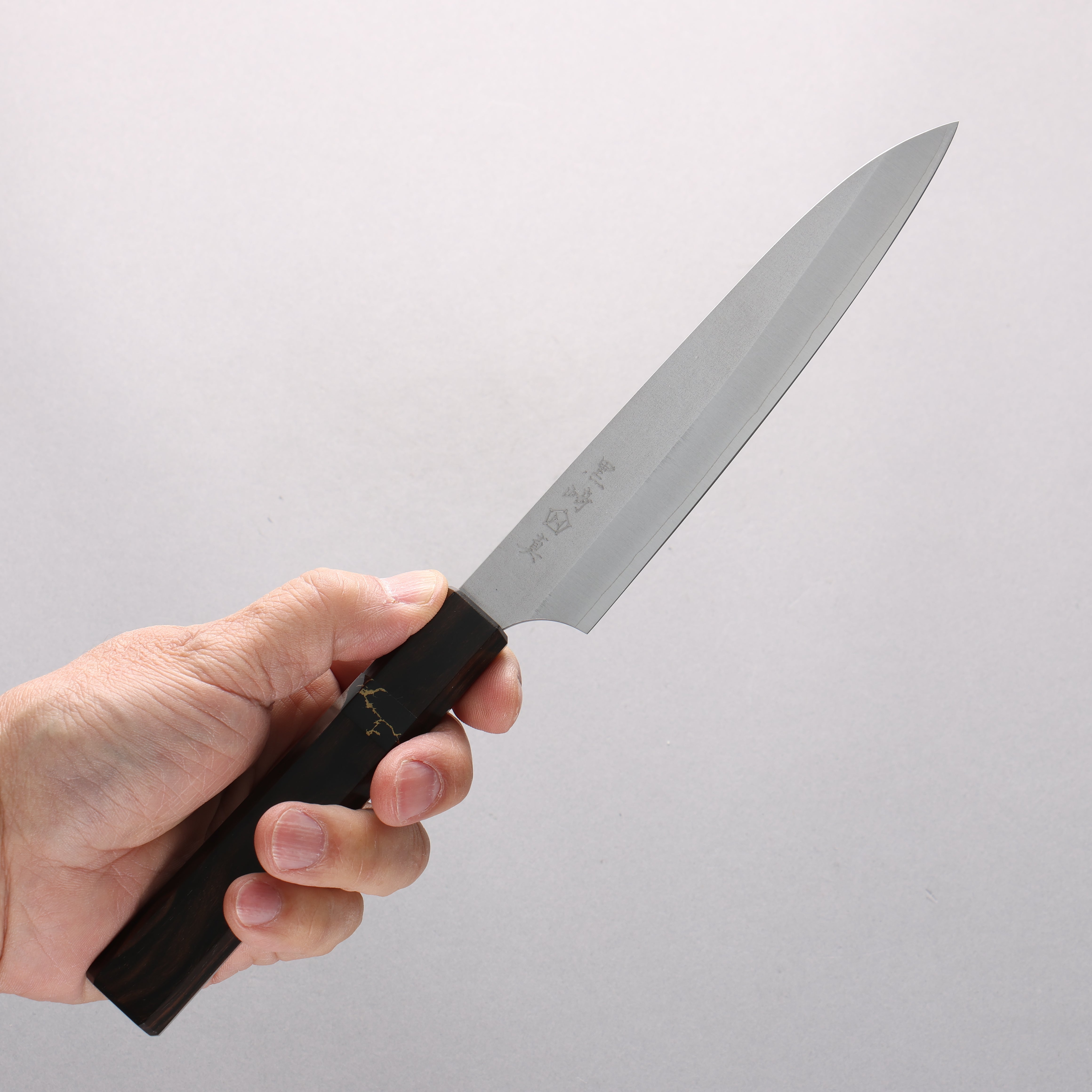 Makoto Kurosaki VG7 Nashiji Petty-Utility 150mm Ebony Wood & Black Turquoise Ring Handle - Seisuke Knife