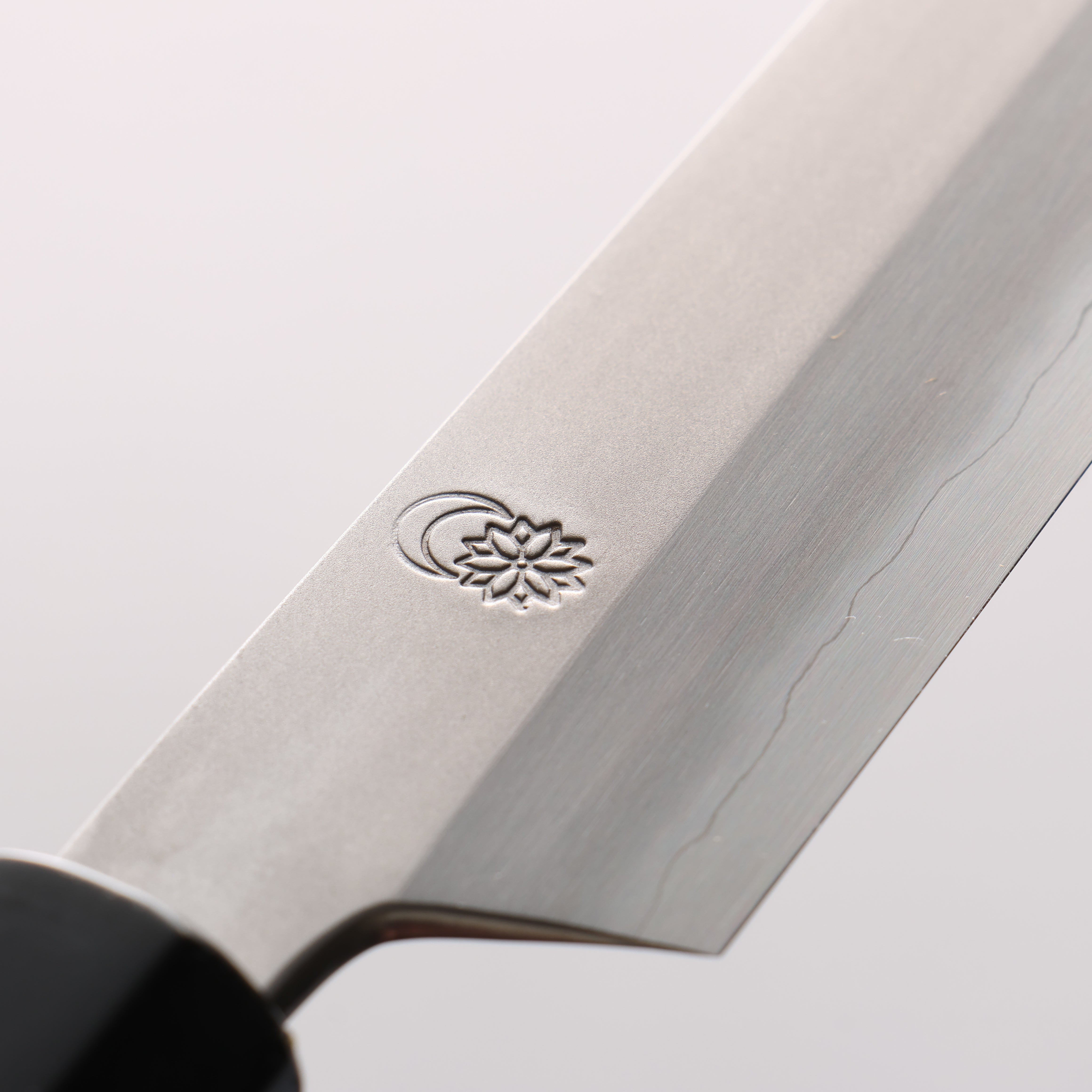 Kikuzuki Silver Steel No.3 Bokashi Sakimaru Takohiki 270mm Magnolia Handle - Seisuke Knife