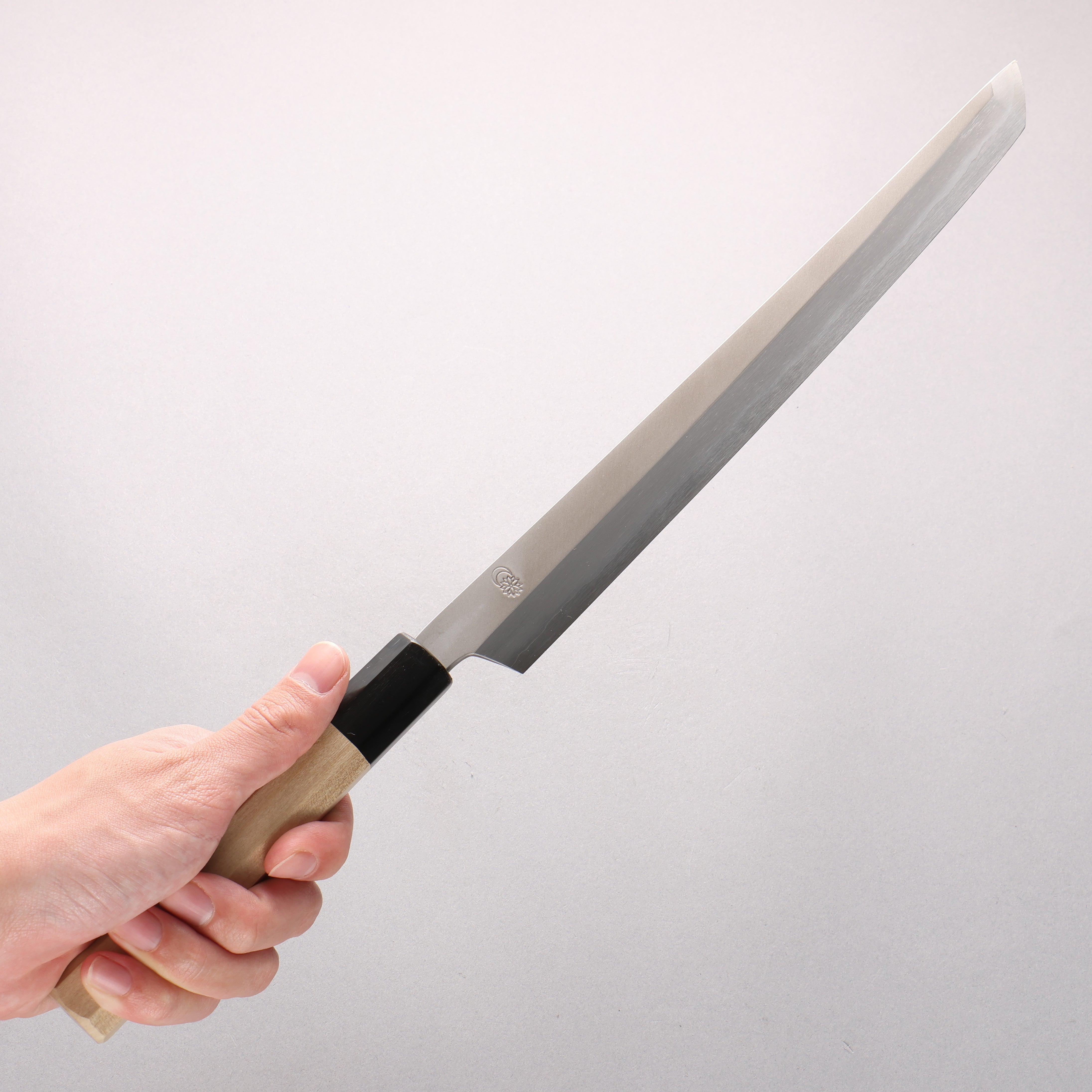 Kikuzuki Silver Steel No.3 Bokashi Sakimaru Takohiki 270mm Magnolia Handle - Seisuke Knife