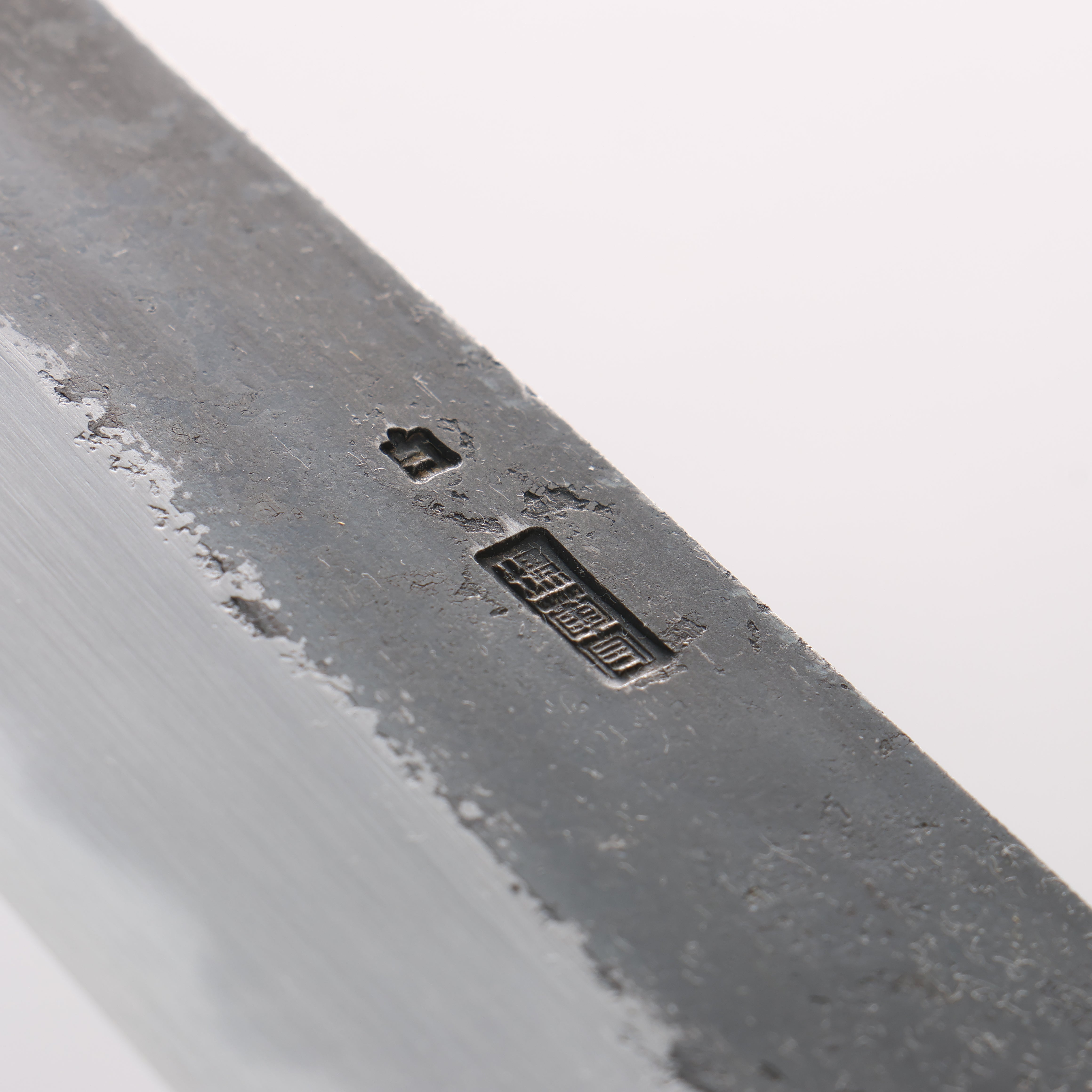 Kikuzuki White Steel No.2 Black Finished Kiritsuke Santoku 180mm with Magnolia Handle - Seisuke Knife