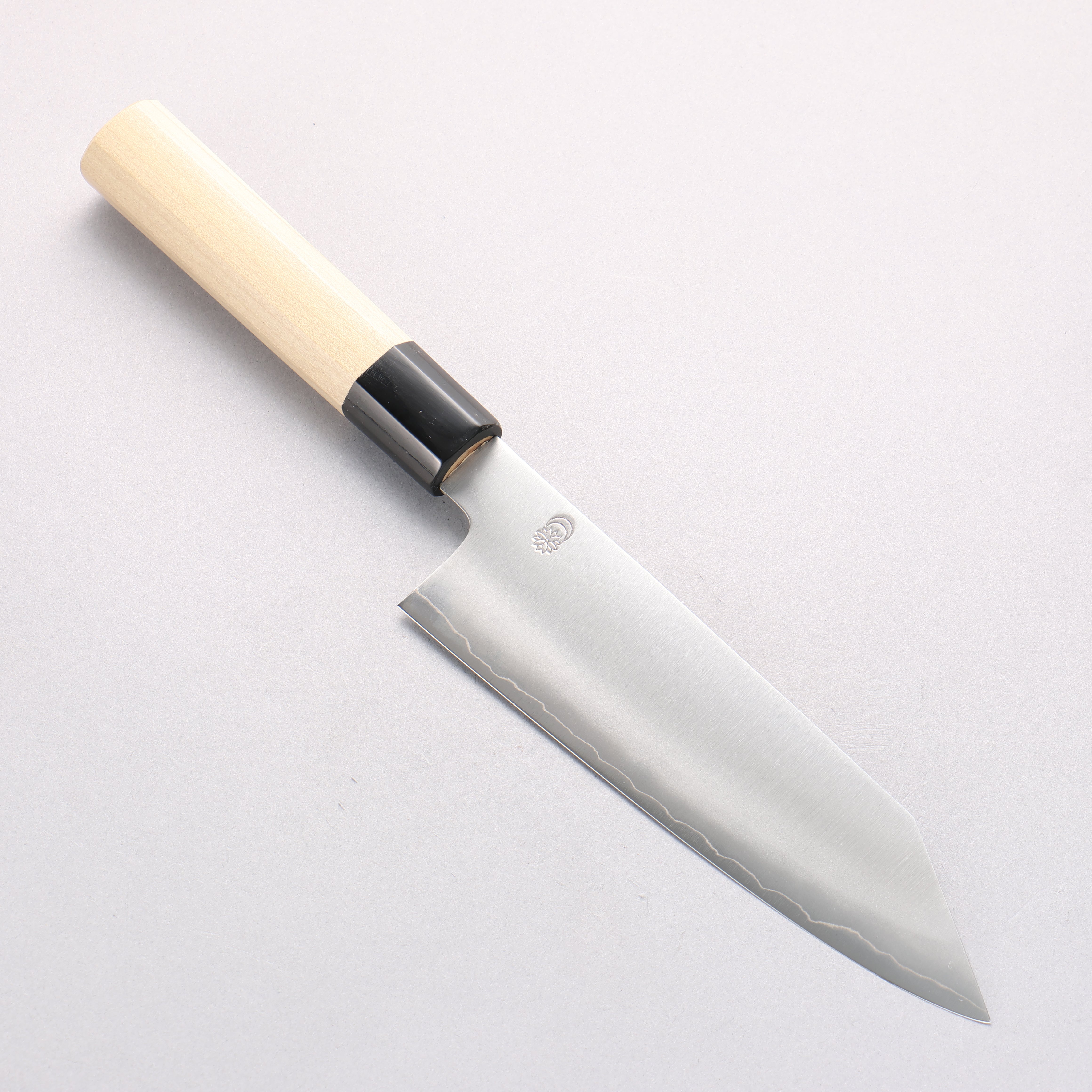 Kikuzuki Silver Steel No.3 Bokashi Kiritsuke Santoku 180mm Magnolia Handle - Seisuke Knife