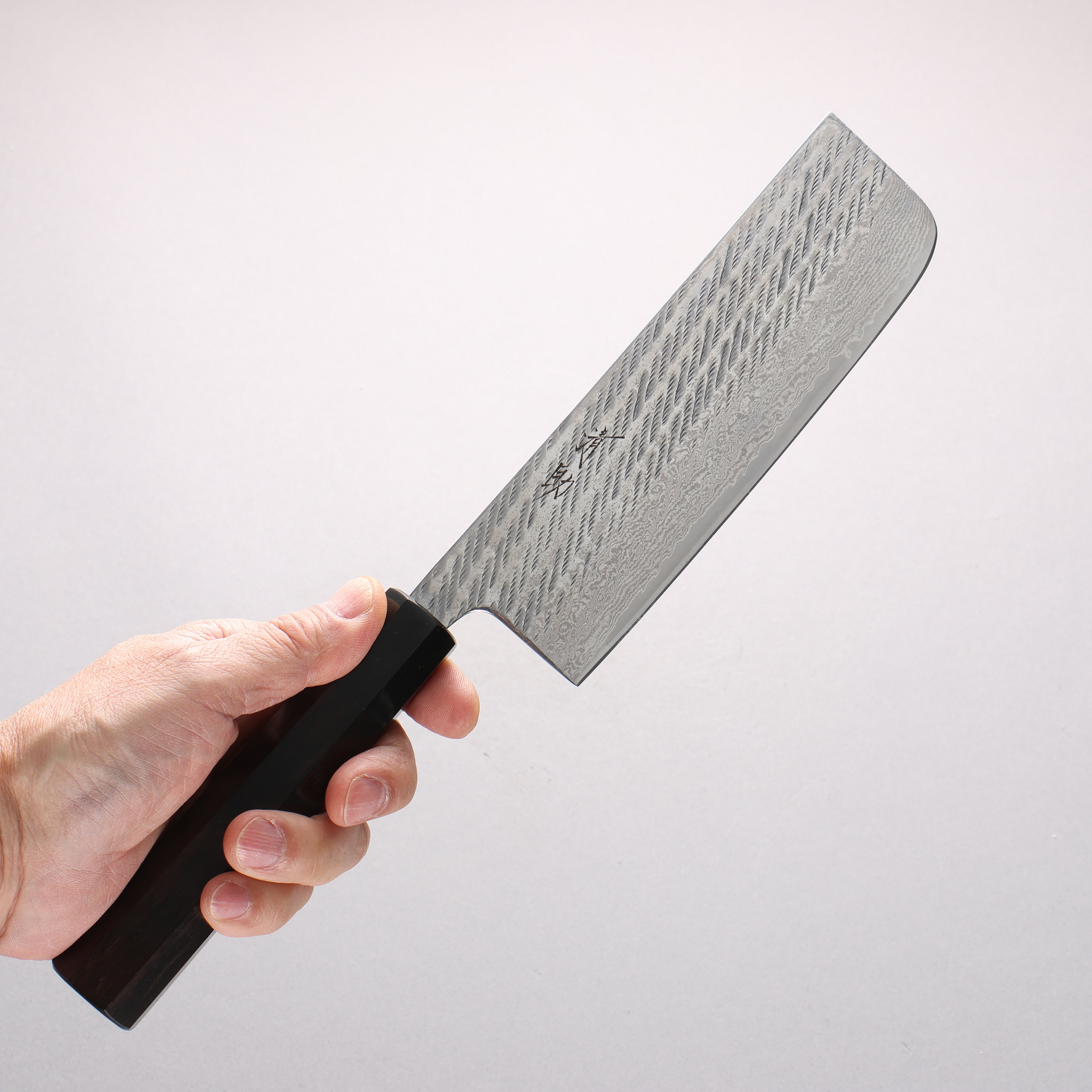 Seisuke Silver Steel No.3 Hammered Damascus Rope Pattern Nakiri 165mm Ebony Wood & Black Water Buffalo Horn Handle - Seisuke Knife