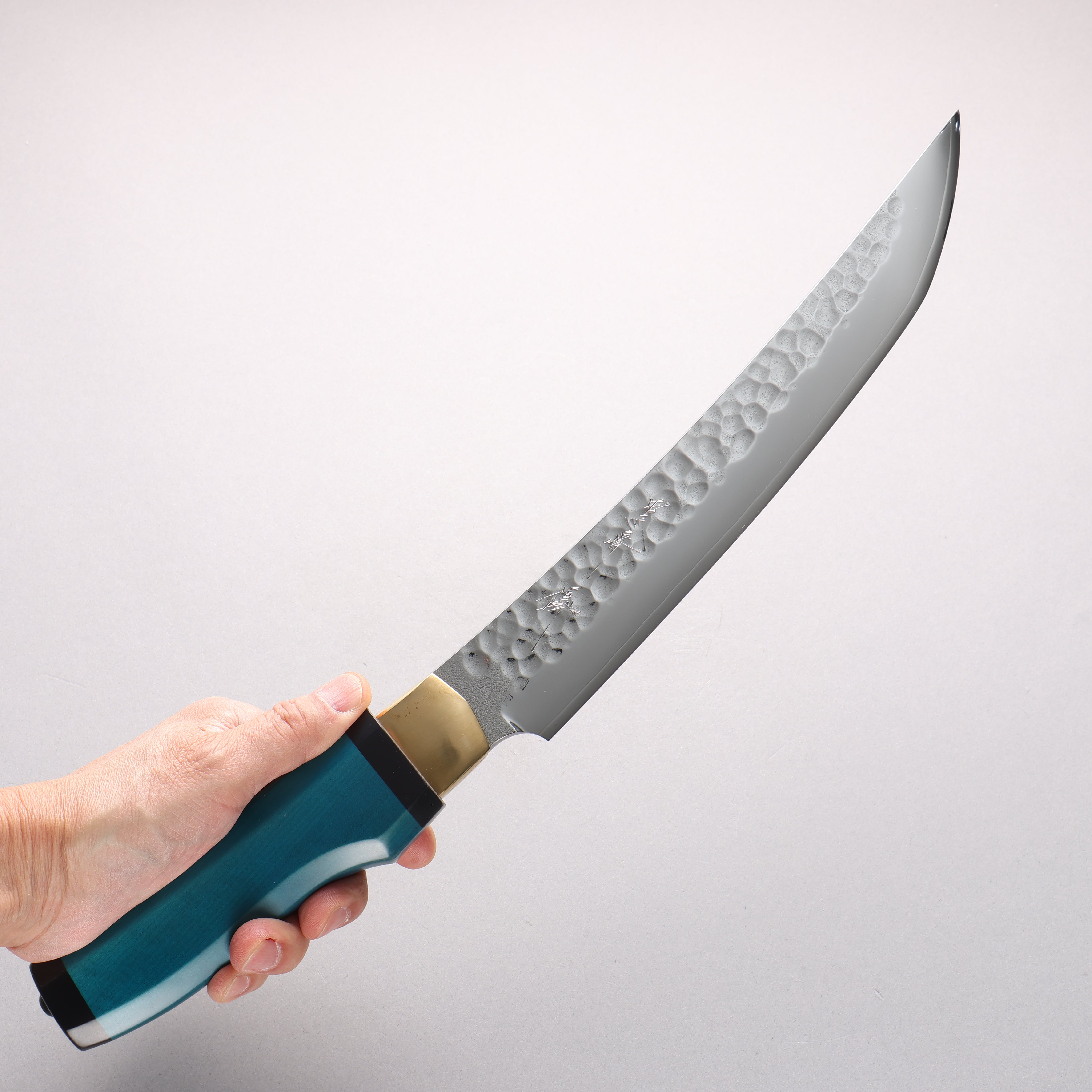 Yu Kurosaki SG2 Hammered Mirrored Finish Ice Cutter 250mm Magnolia (Indigo dyed) Handle with Sheath - Seisuke Knife