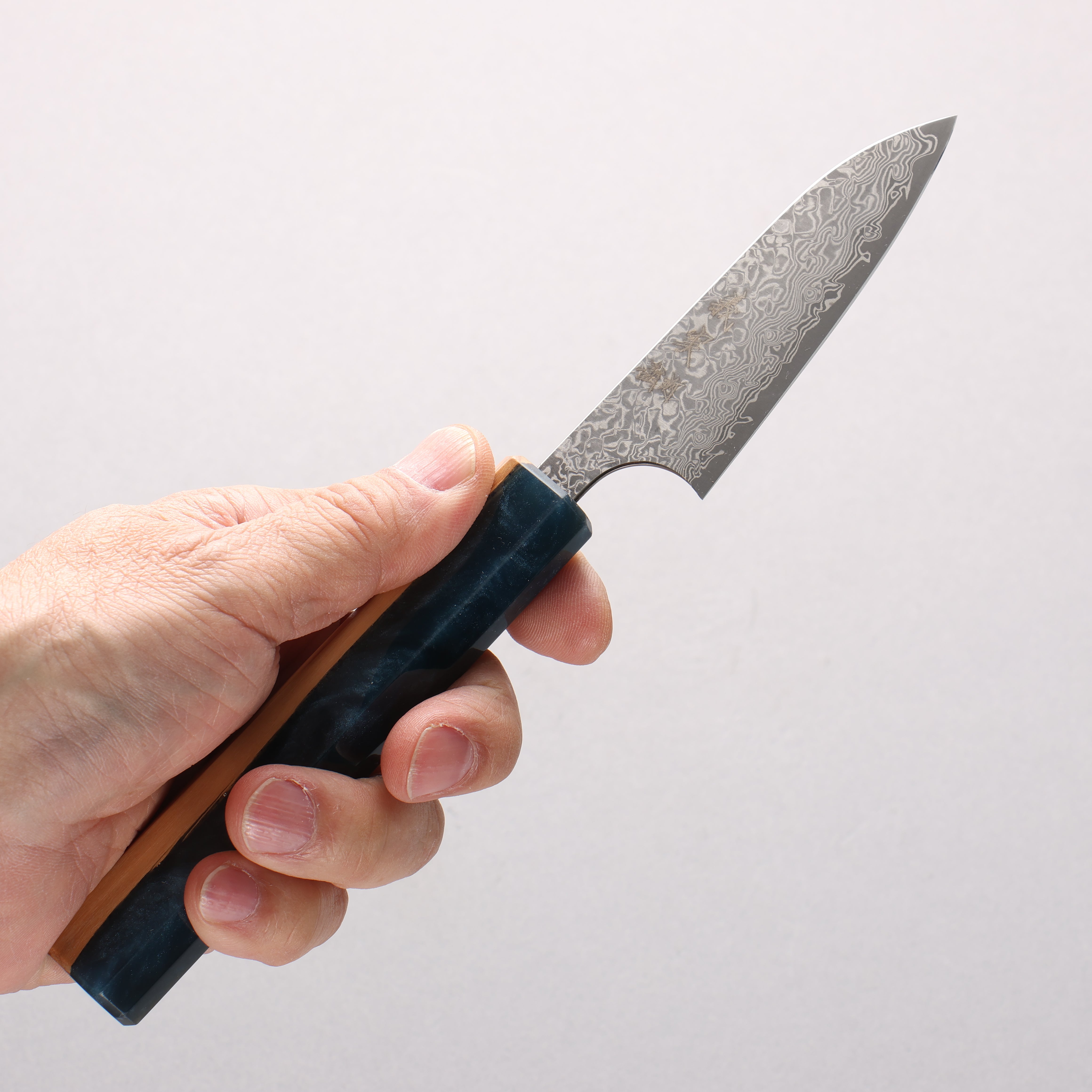 Yoshimi Kato VG10 Black Damascus Paring 80mm Olive Wood & Blue Resin Handle - Seisuke Knife