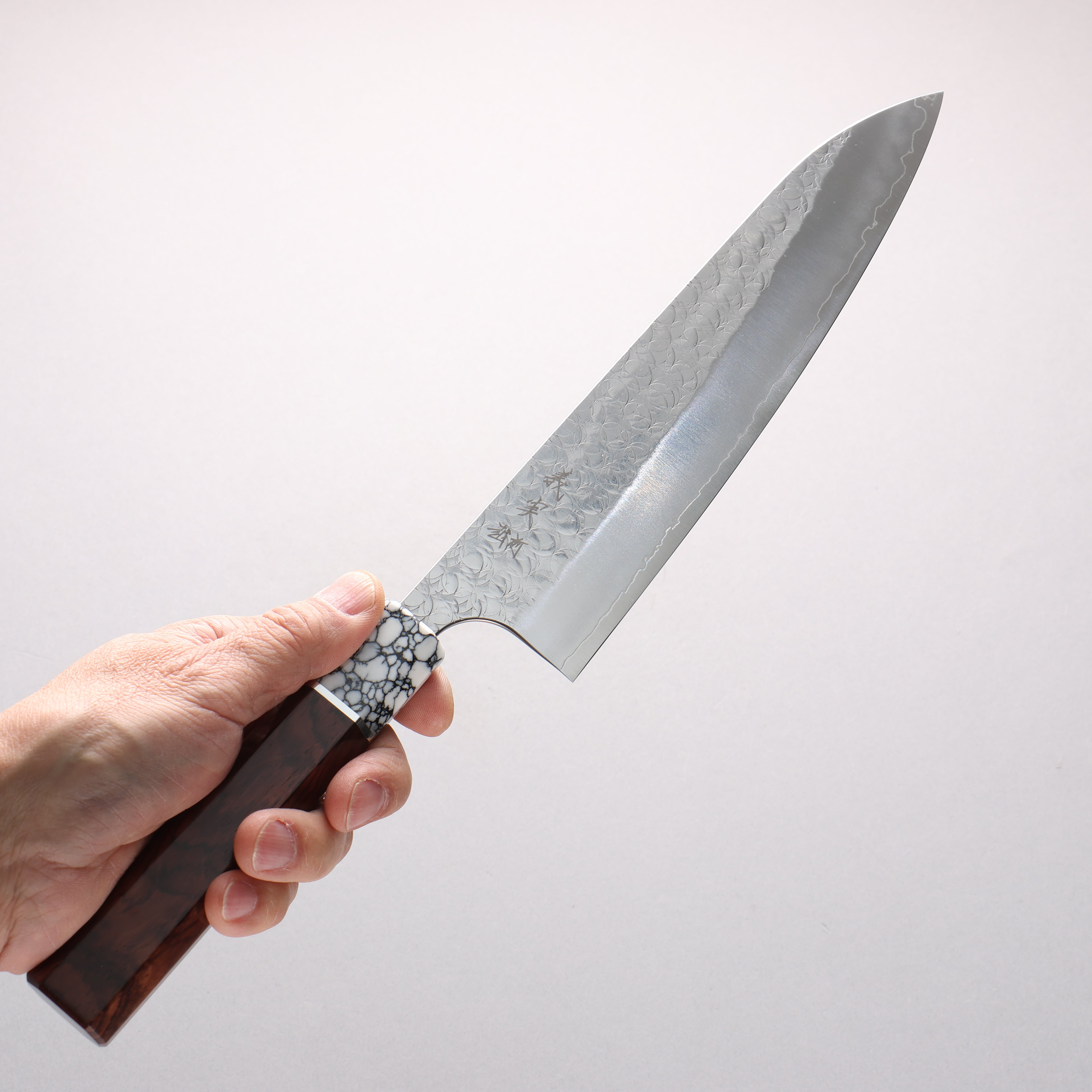 Yoshimi Kato Minamo SG2 Hammered Gyuto 210mm Rosewood & White Turquoise Handle - Seisuke Knife