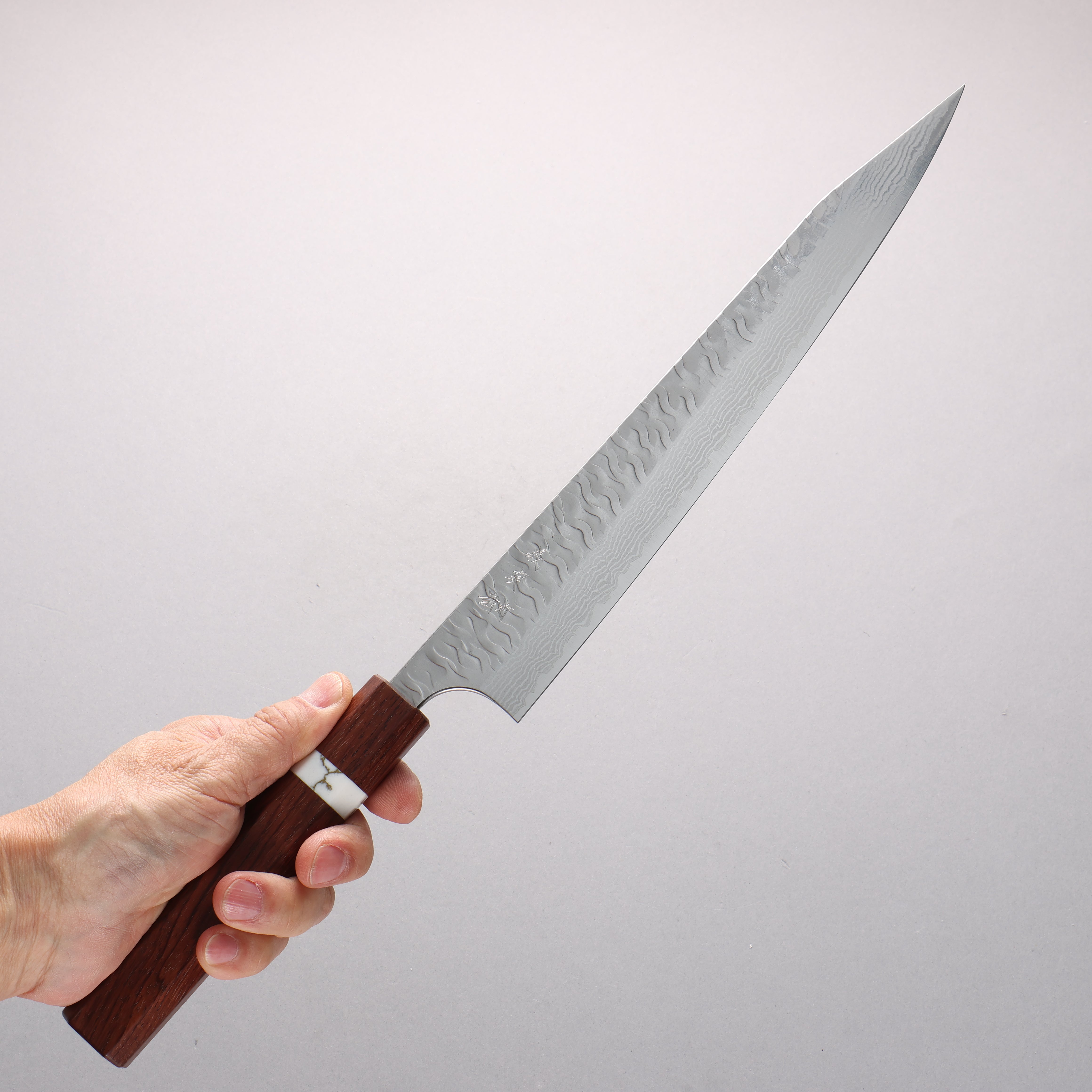 Yoshimi Kato Nami VG-XEOS Hammered Damascus Kiritsuke Sujihiki 270mm Rosewood & Turquoise Ring Handle - Seisuke Knife