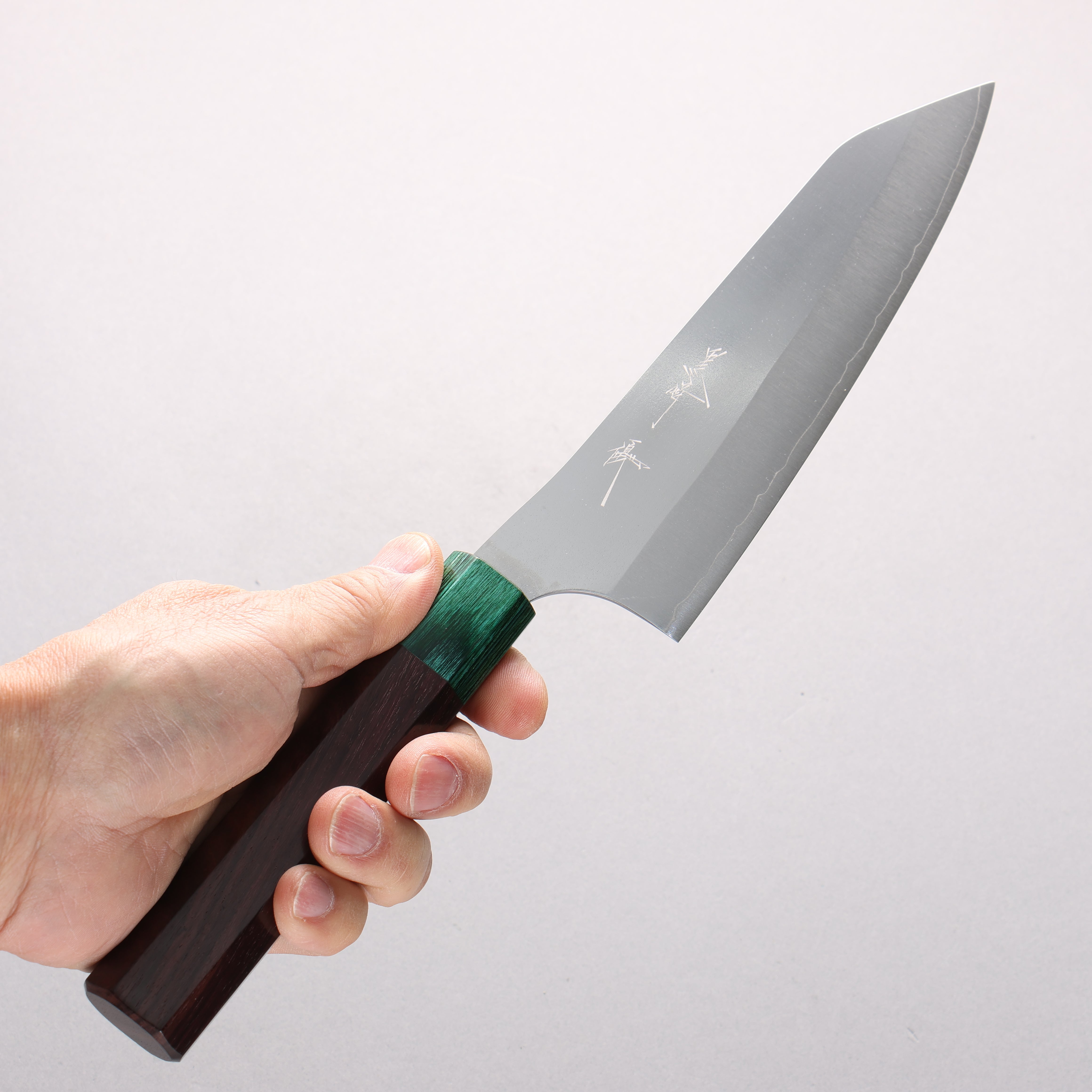 Yu Kurosaki New Gekko VG-XEOS Bunka 170mm Rosewood & Green Pakkawood Handle - Seisuke Knife