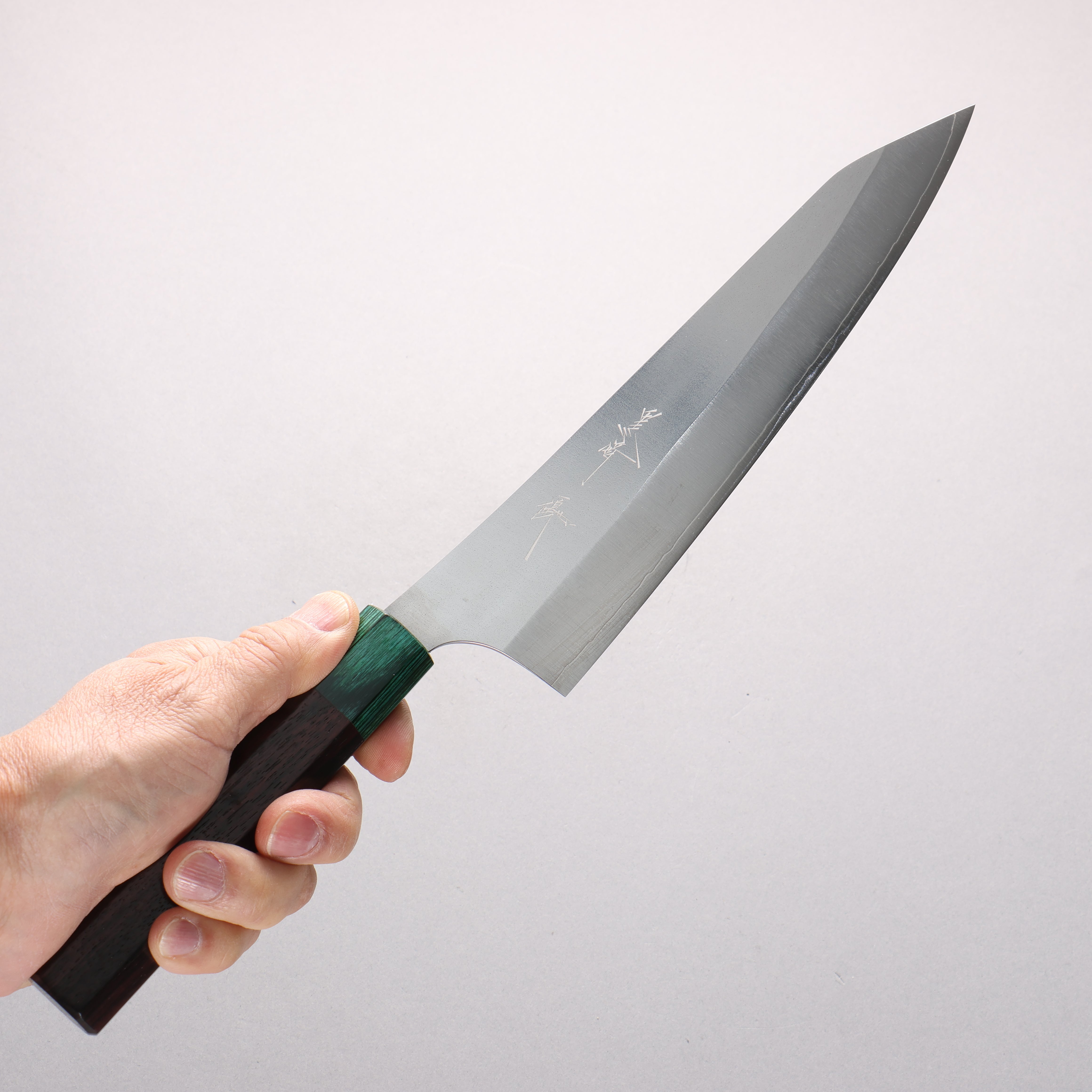 Yu Kurosaki New Gekko VG-XEOS Gyuto 210mm Rosewood & Green Pakkawood Handle - Seisuke Knife