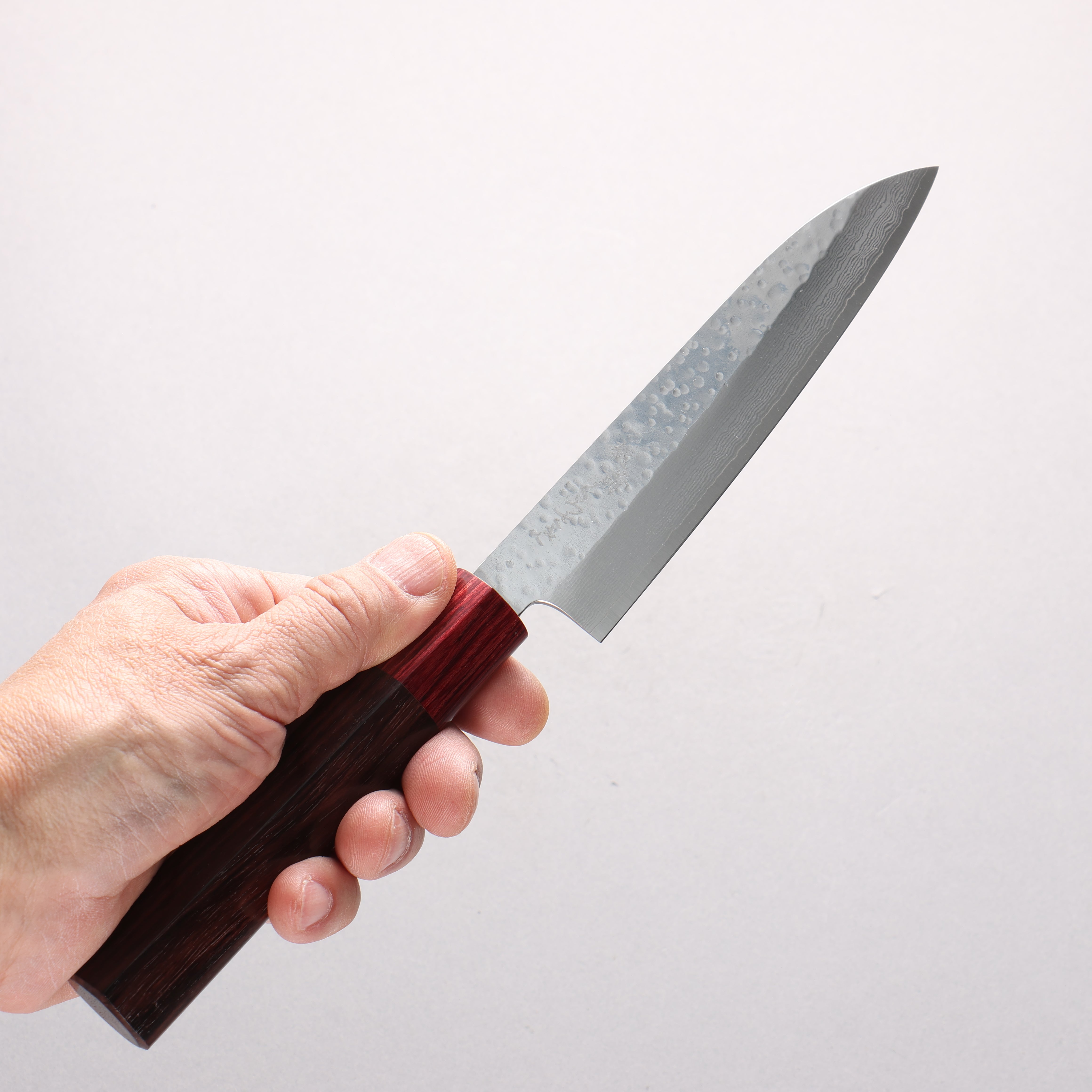 Makoto Kurosaki VG7 Damascus Petty-Utility 135mm Shitan & Red Pakkawood Handle - Seisuke Knife