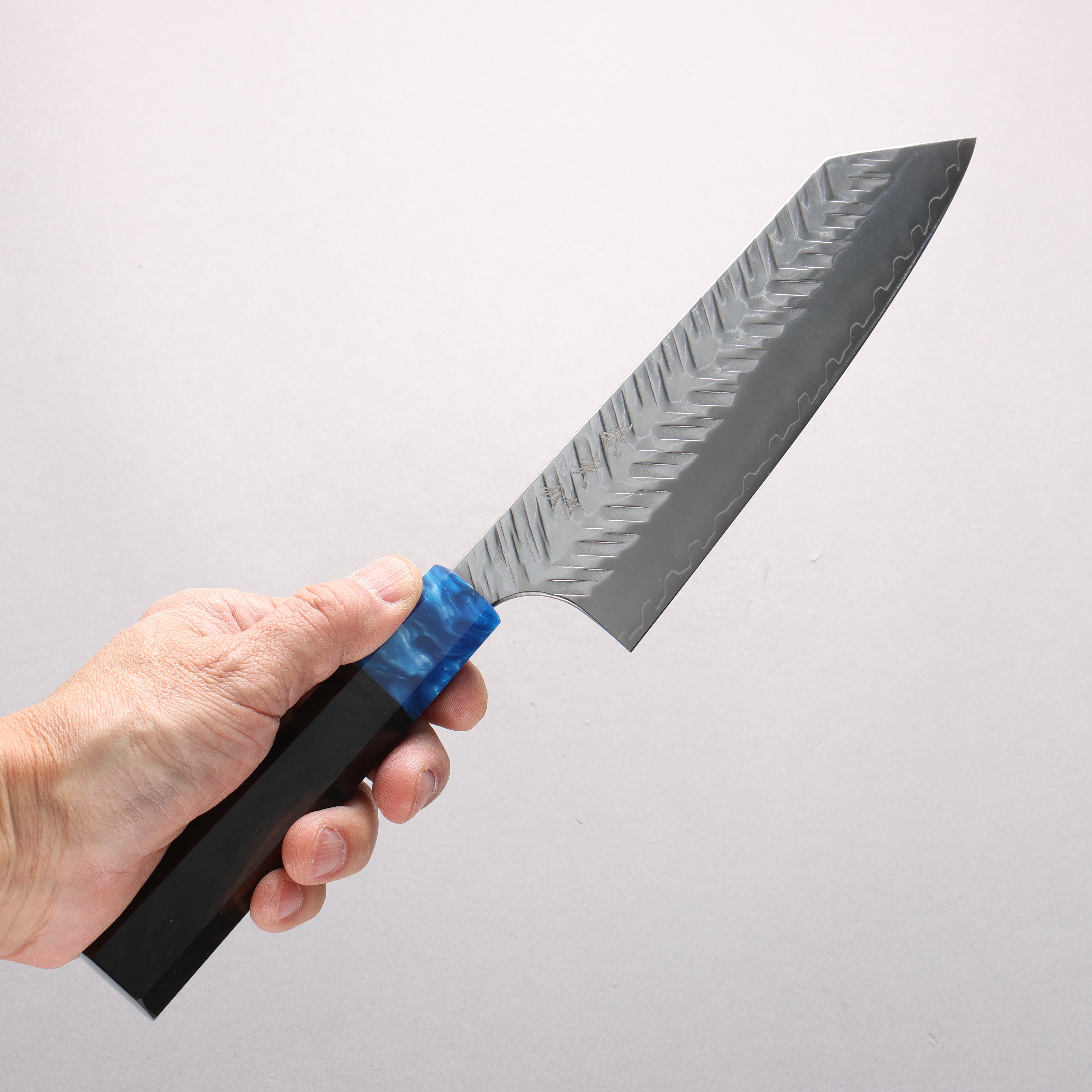 Yoshimi Kato SPG STRIX Hammered (V) Bunka 170mm Ebony & Blue Marble Resin Handle - Seisuke Knife