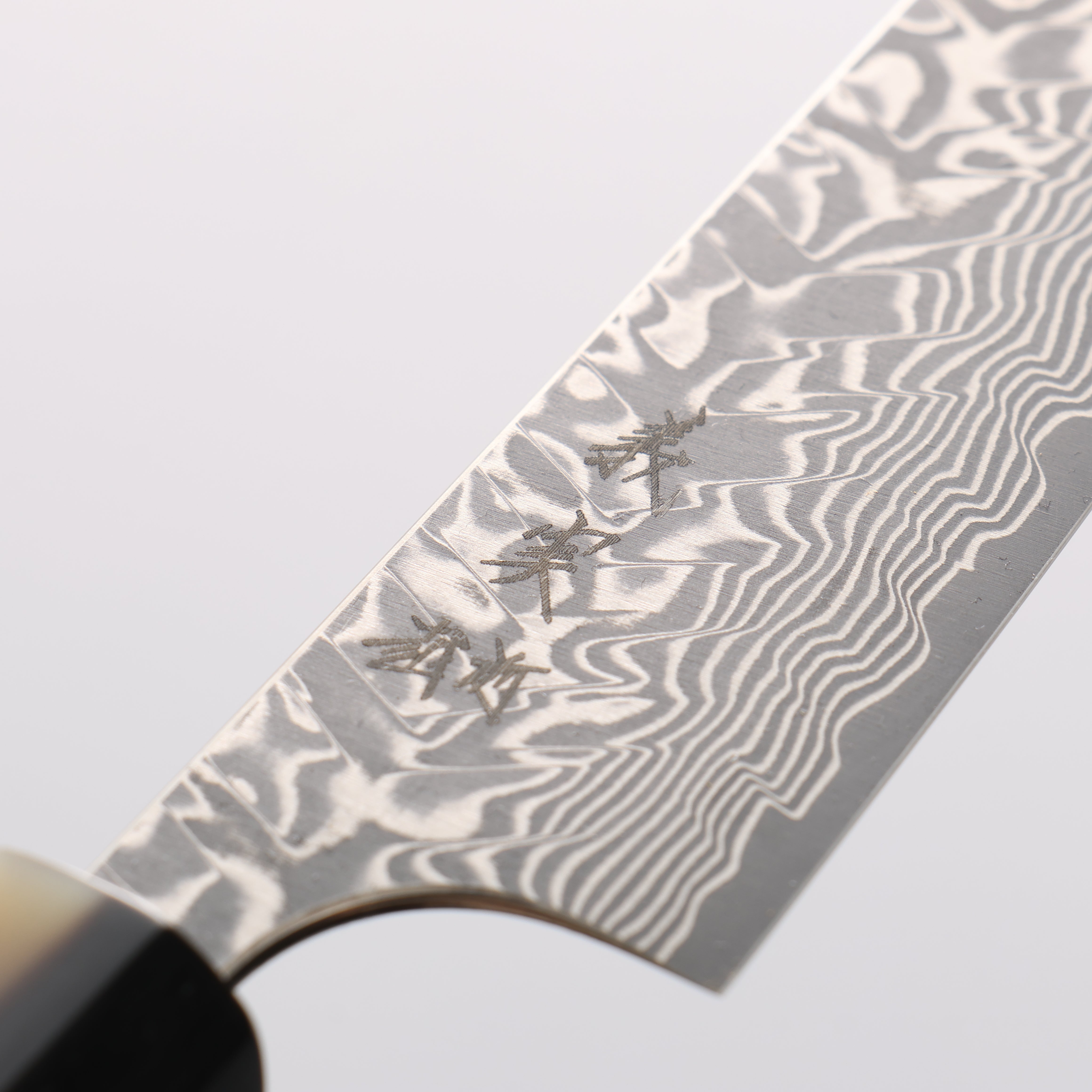 [Ginza Only] Yoshimi Kato SG2 Black Damascus Kiritsuke Petty-Utility 150mm Ebony Wood (ferrule: White Water Buffalo Horn) Handle - Seisuke Knife