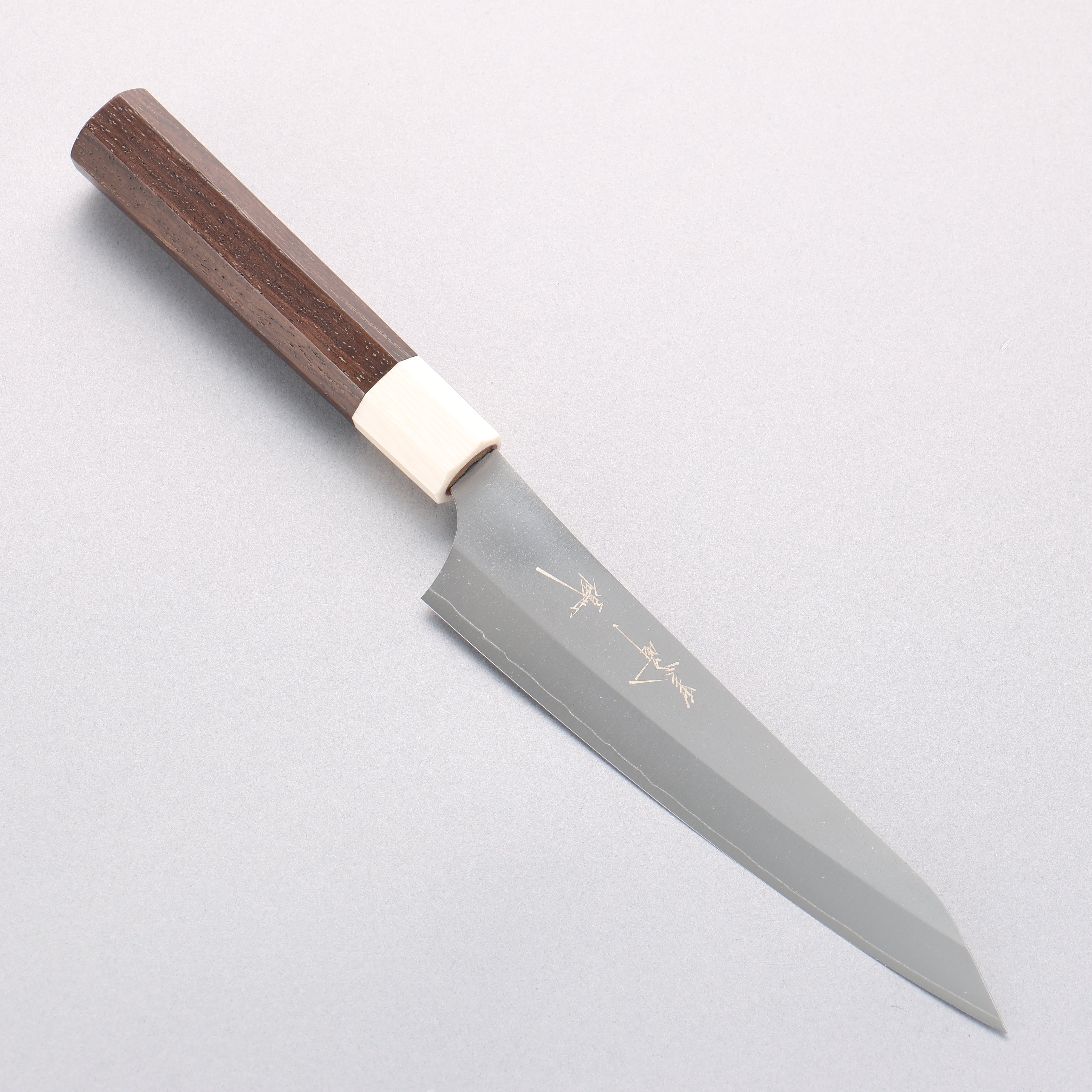Yu Kurosaki New Gekko VG-XEOS Petty-Utility 150mm Walnut & White Resin Handle - Seisuke Knife