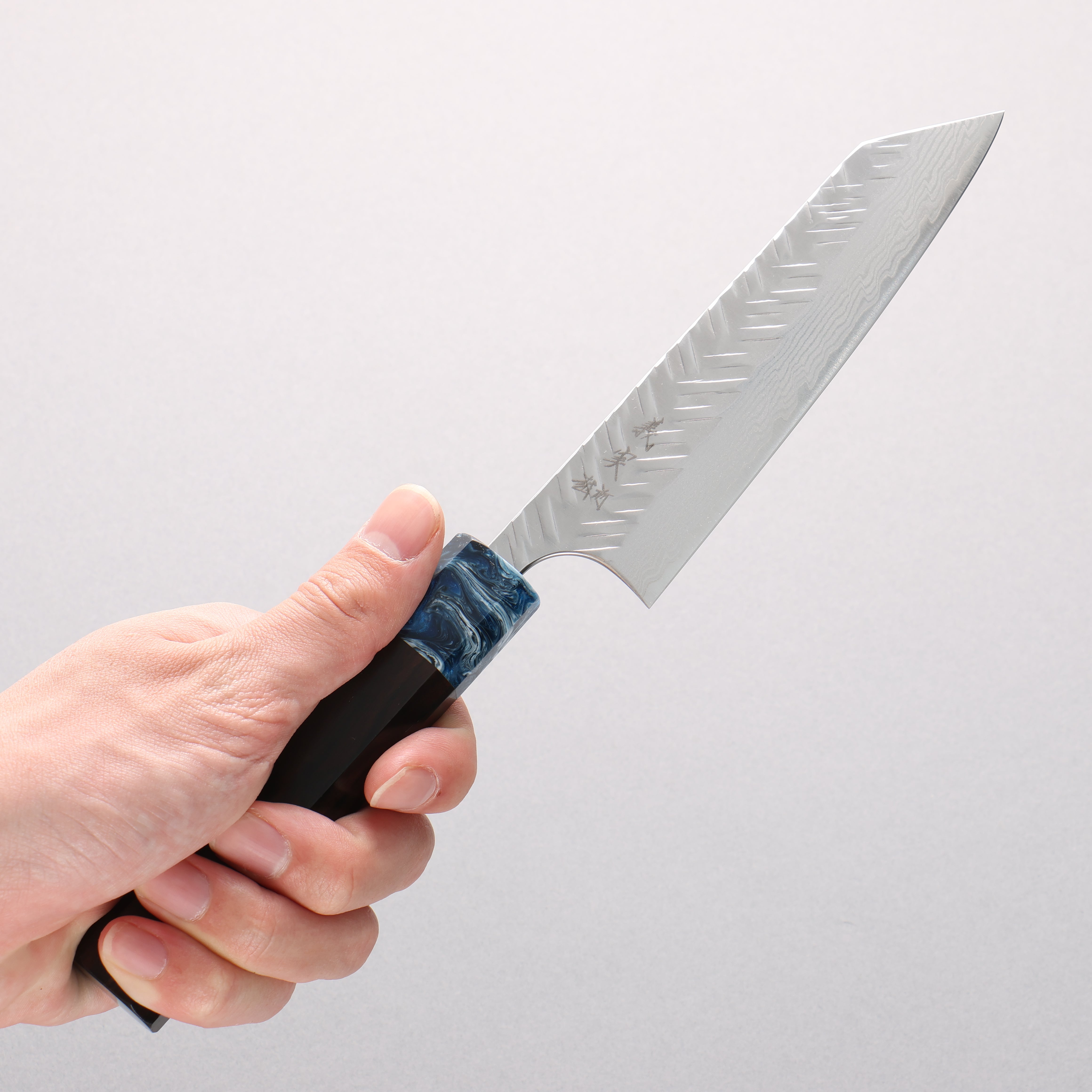 Yoshimi Kato VG-XEOS Damascus Hammered (V) Small Bunka 130mm Ebony (ferrule: Blue Marble Resin) Handle - Seisuke Knife