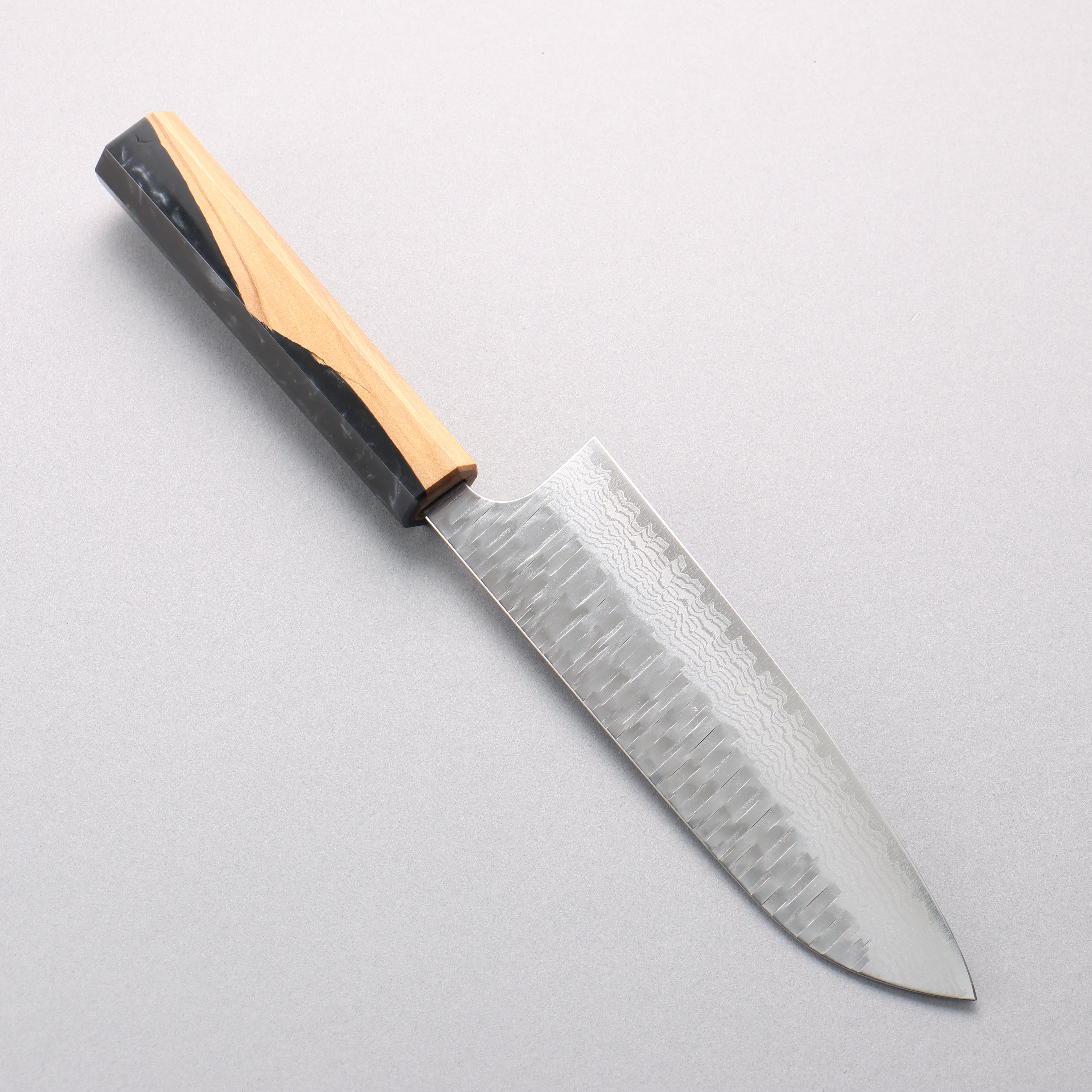 Yoshimi Kato Kasuri VG-XEOS Hammered Damascus Santoku 170mm Olive Wood & Black Marble Resin Handle - Seisuke Knife