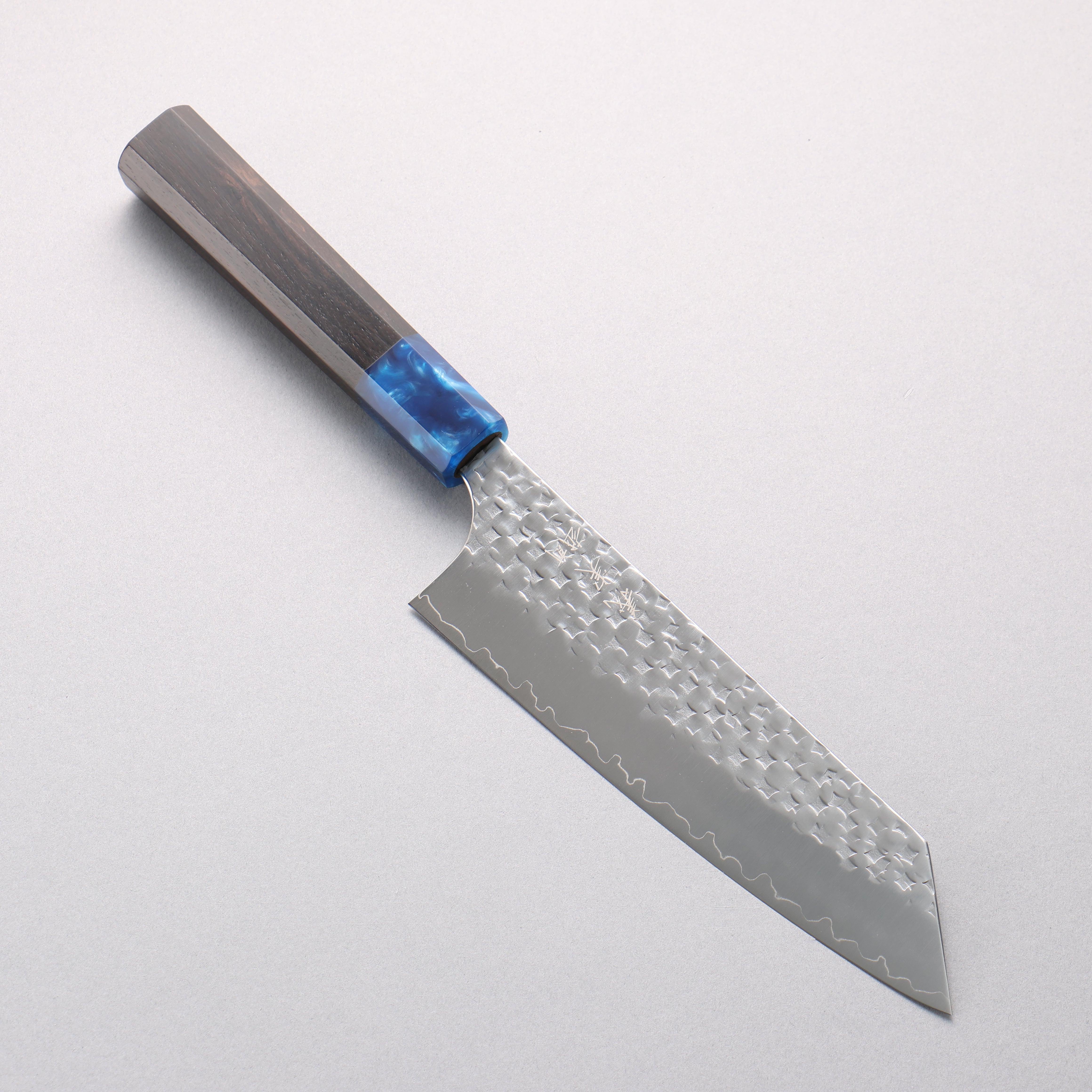 Yoshimi Kato Minamo II SPG STRIX Hammered Bunka 170mm Ebony & Blue Marble Resin Handle - Seisuke Knife
