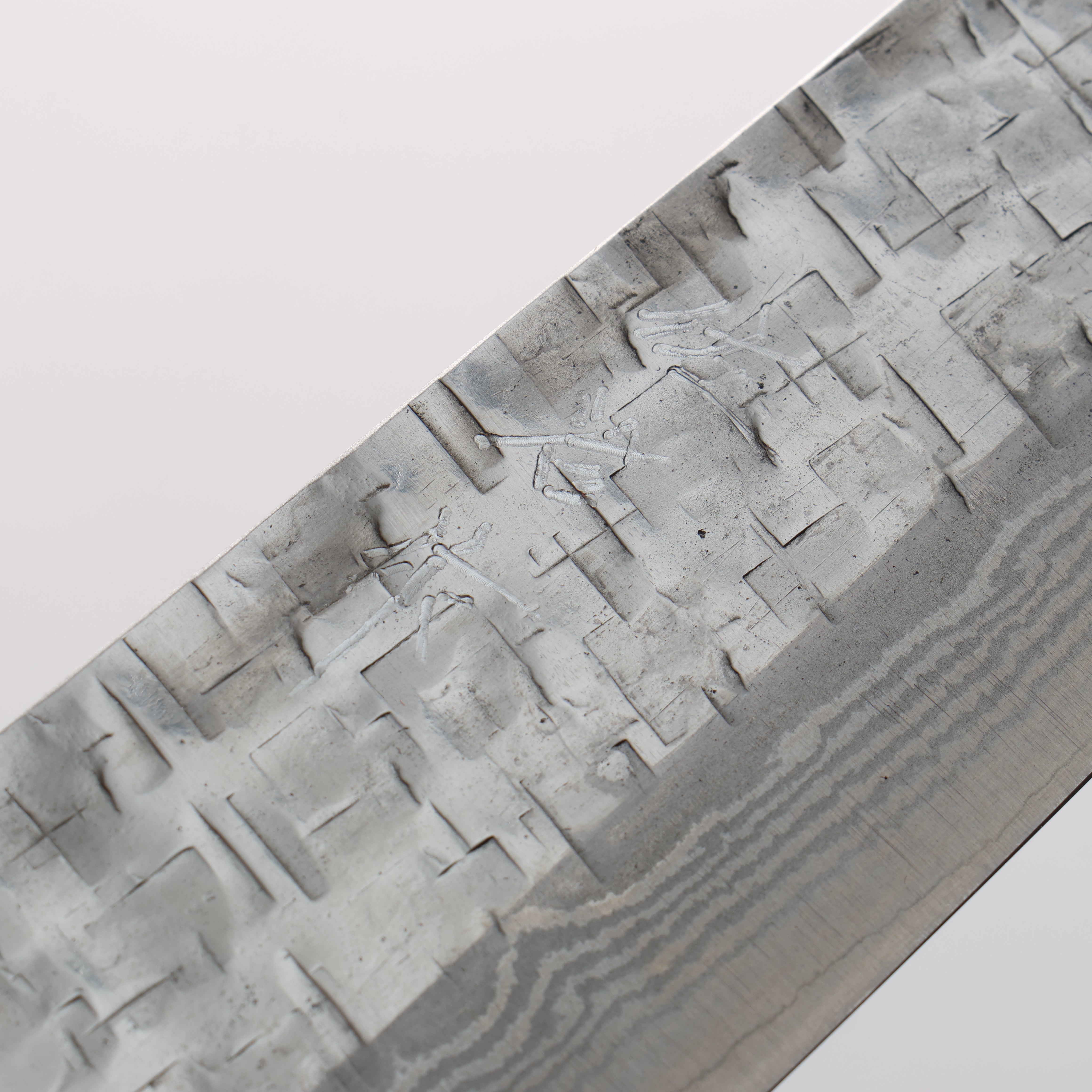Takeshi Saji SRS13 Hammered Damascus Kiritsuke Sujihiki 240mm White Deer Horn Handle - Seisuke Knife