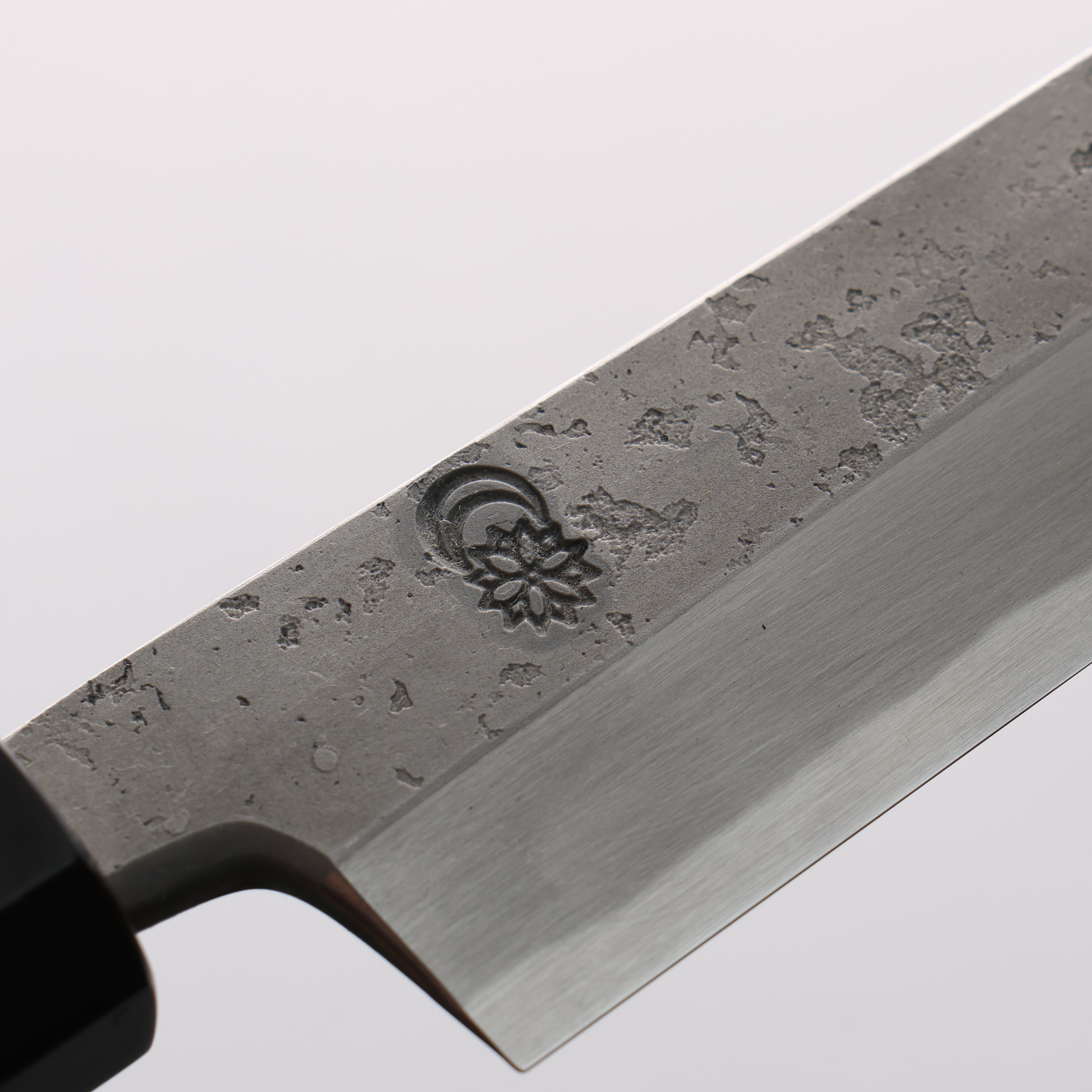 Kikuzuki White Steel No.2 Nashiji Sakimaru Takohiki 270mm Magnolia Handle - Seisuke Knife