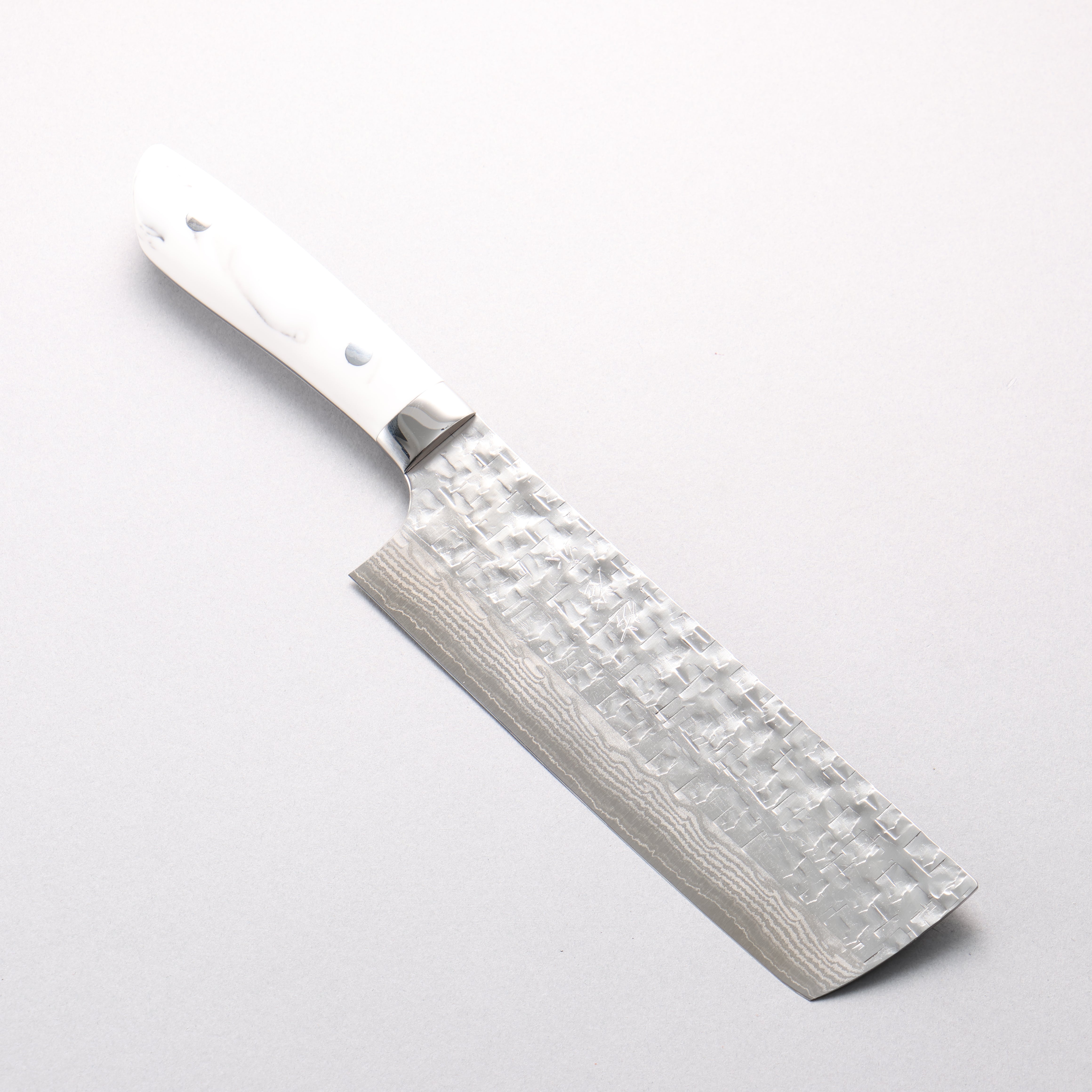 Takeshi Saji SRS13 Hammered Damascus Cross Nakiri 165mm Cloud Pattern Corian Handle - Seisuke Knife