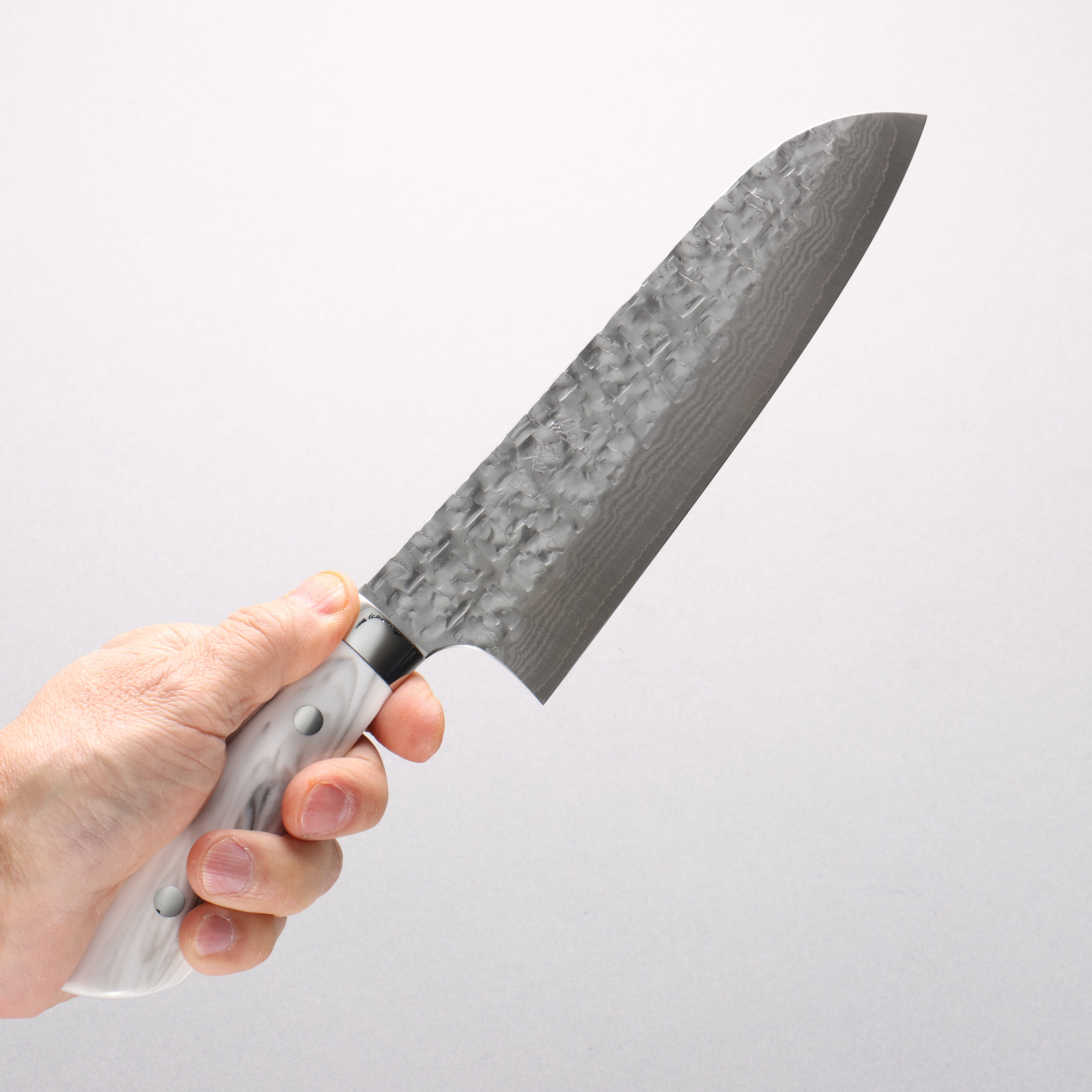 Takeshi Saji SRS13 Hammered Damascus Cross Santoku 180mm Cloud Pattern