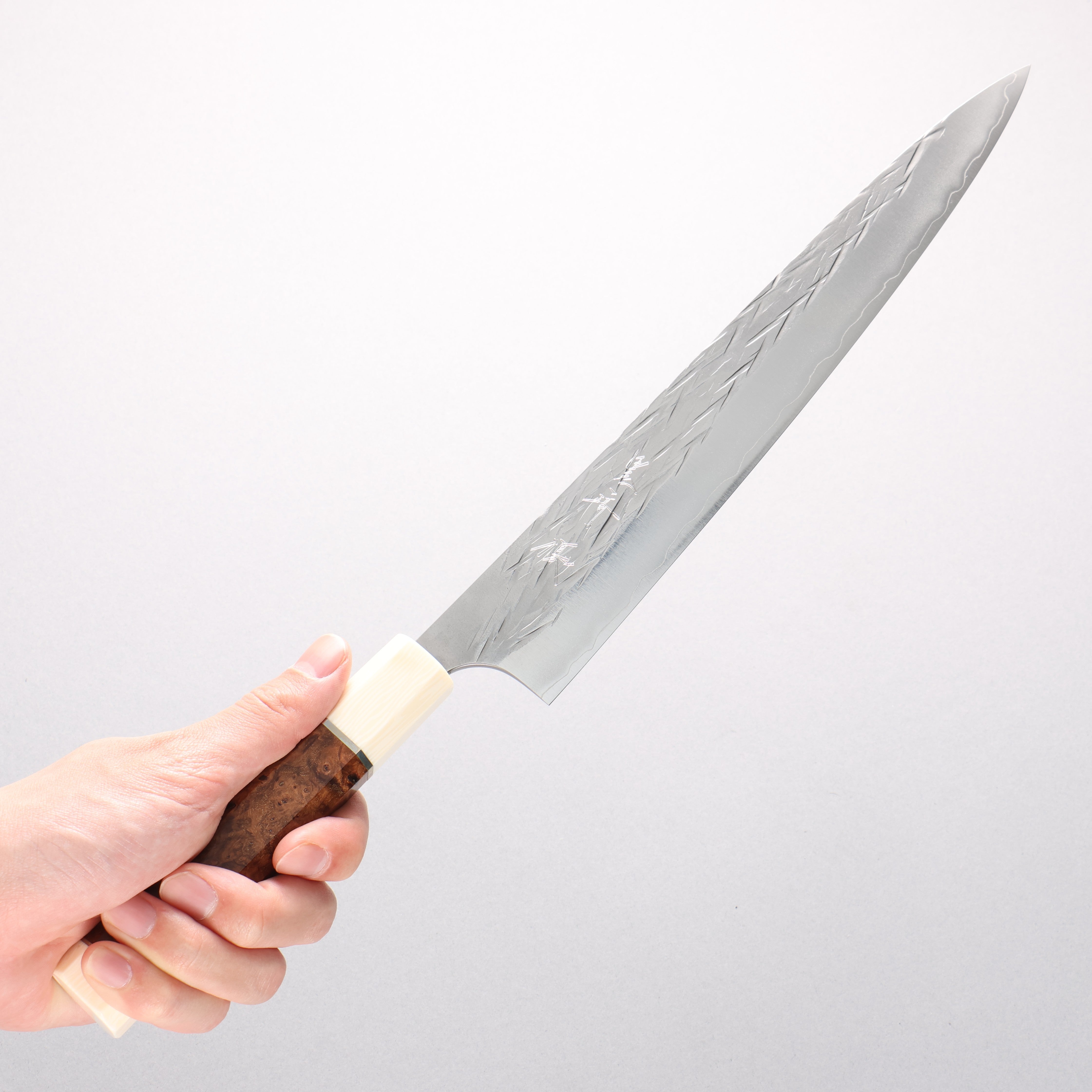Yu Kurosaki Juhyo Cobalt Special Steel Hammered Sujihiki 270mm Chinese Quince & White Resin Handle - Seisuke Knife