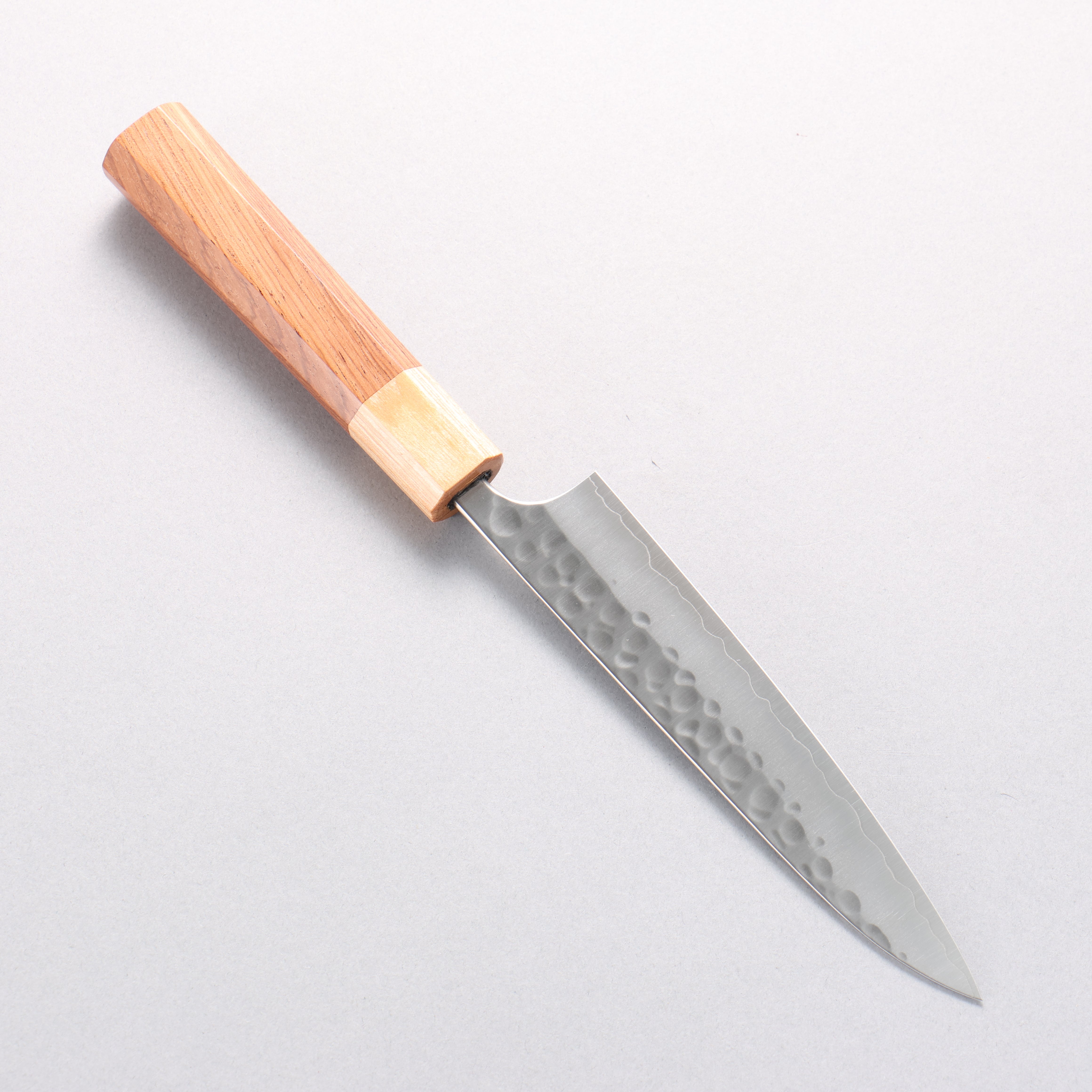 Yoshimi Kato Silver Steel No.3 Maru Hammered Migaki Petty-Utility 140mm Honduras Rosewood & White Pakkawood Handle - Seisuke Knife