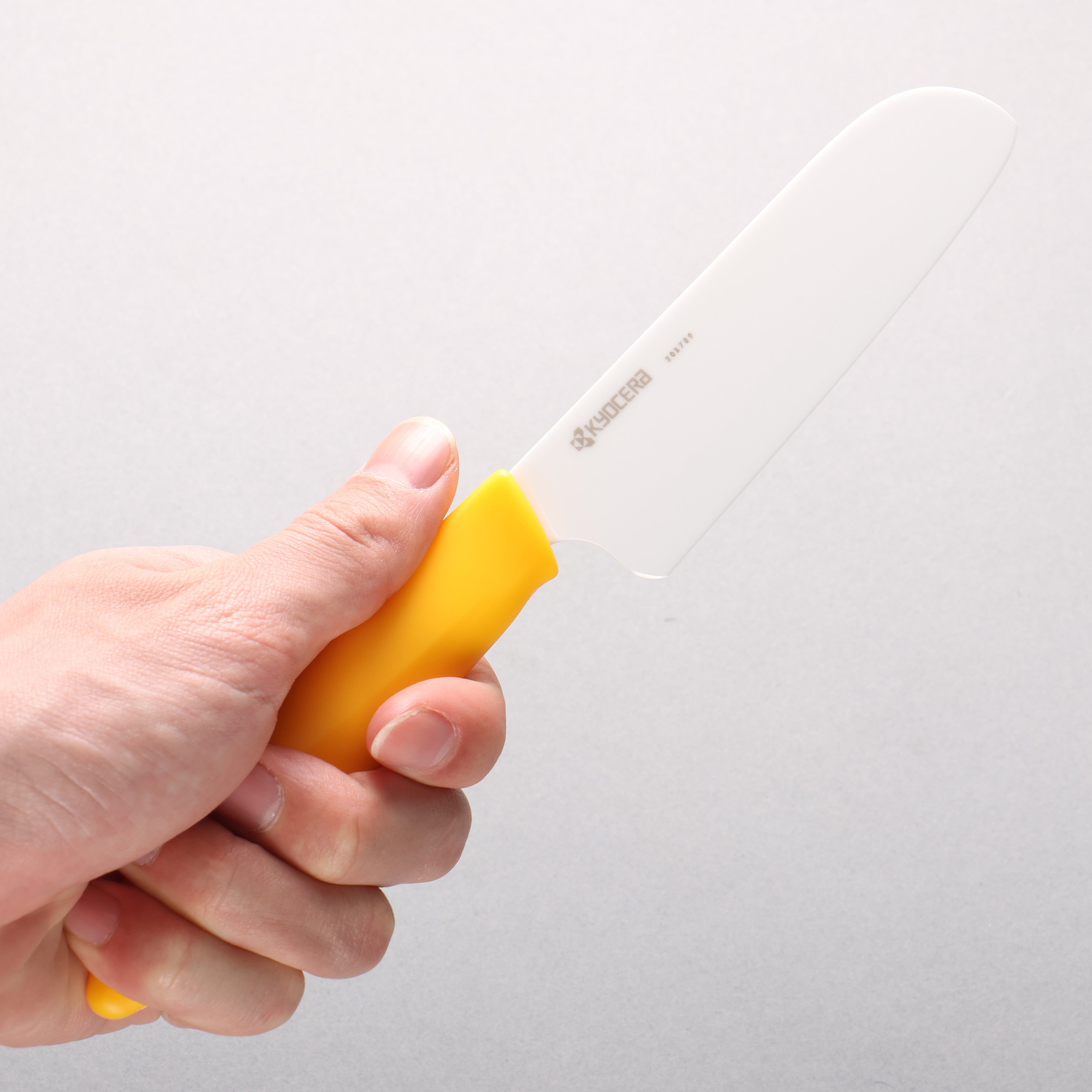 MT Fine Ceramic Japanese Kitchen Knife for Kids 105mm - Seisuke Knife