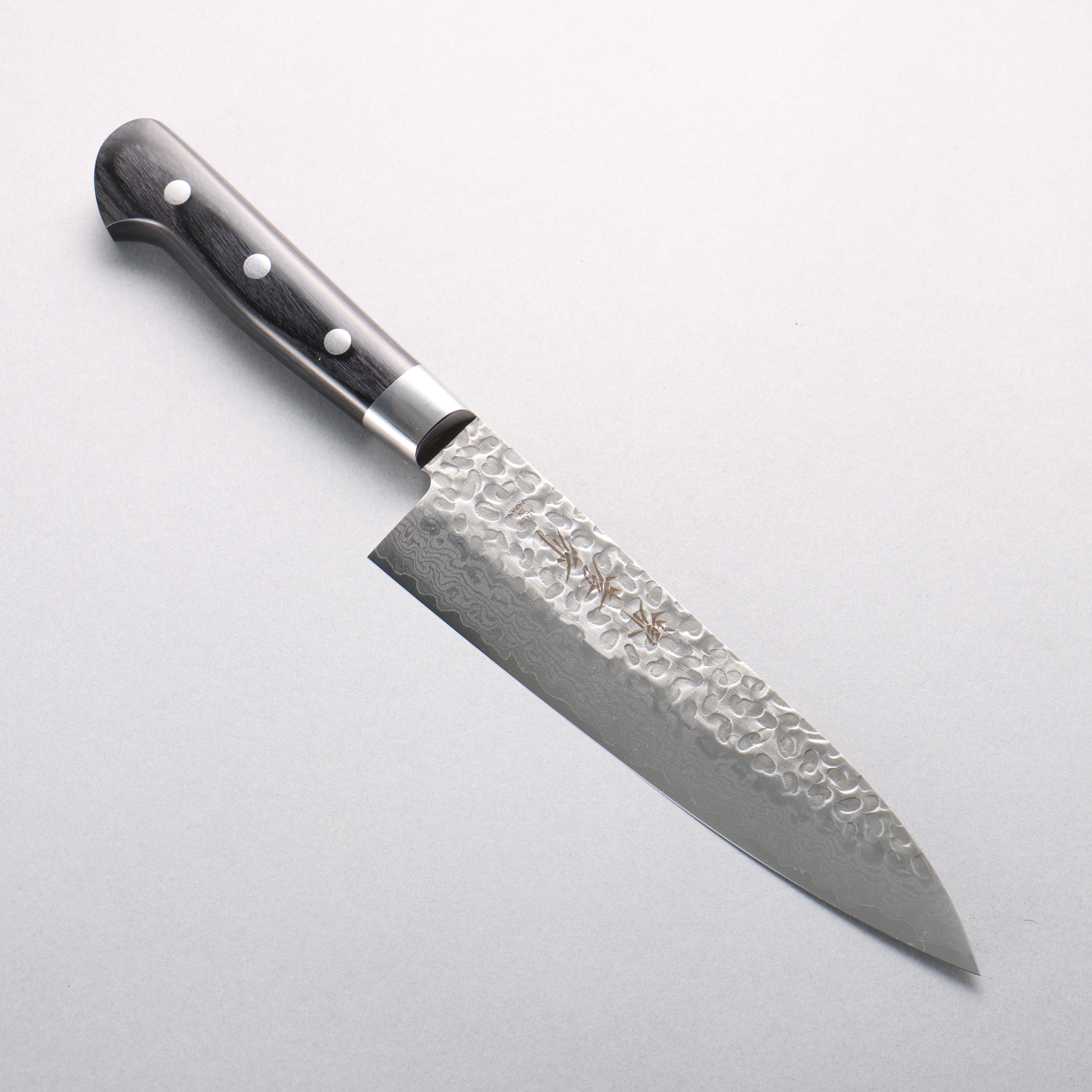 Sakai Takayuki VG10 Hammered Damascus 17 Layer Gyuto 180mm Black Pakkawood Handle - Seisuke Knife