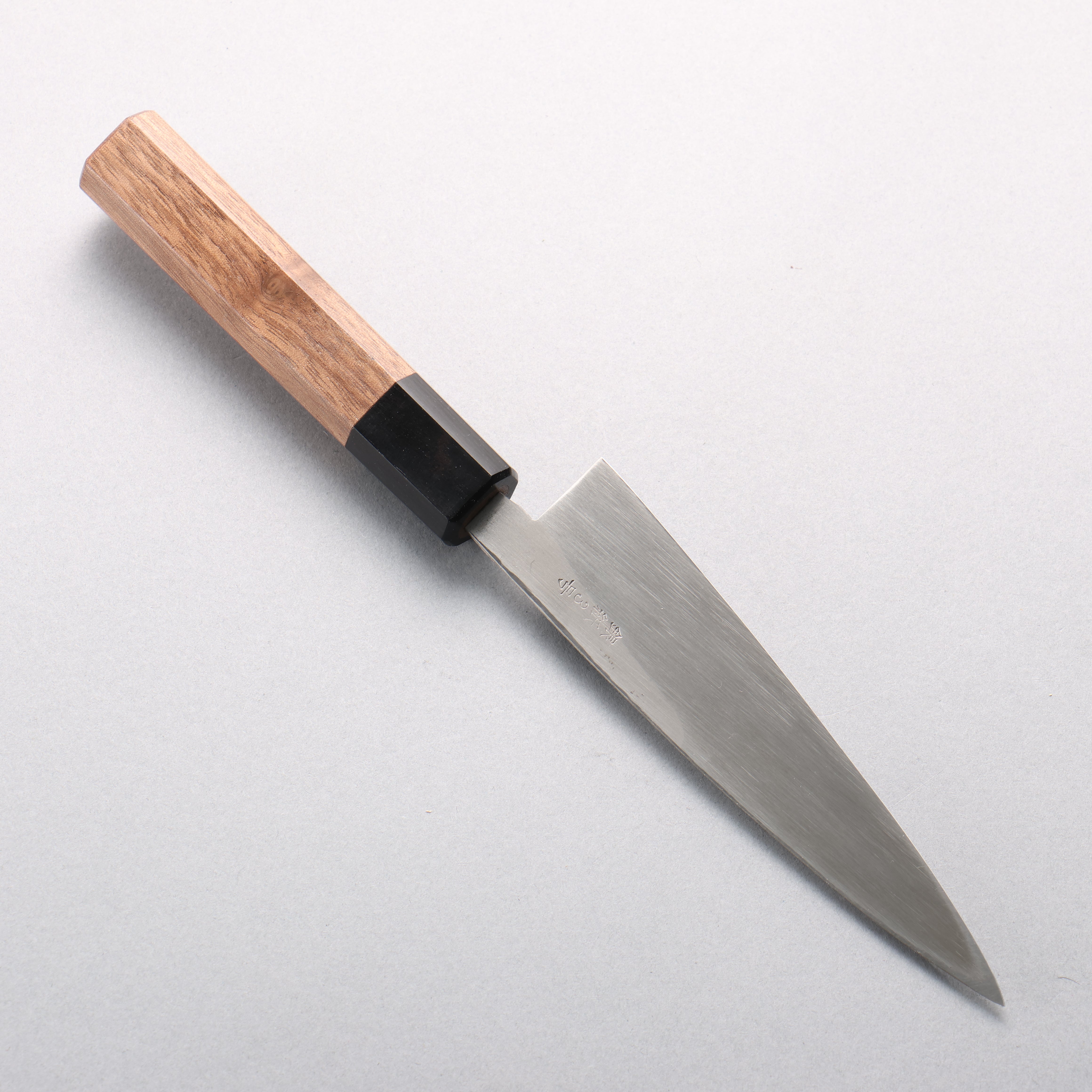 Seisuke Silver Steel No.3 Maru Hammered Petty-Utility 135mm Walnut Handle - Seisuke Knife
