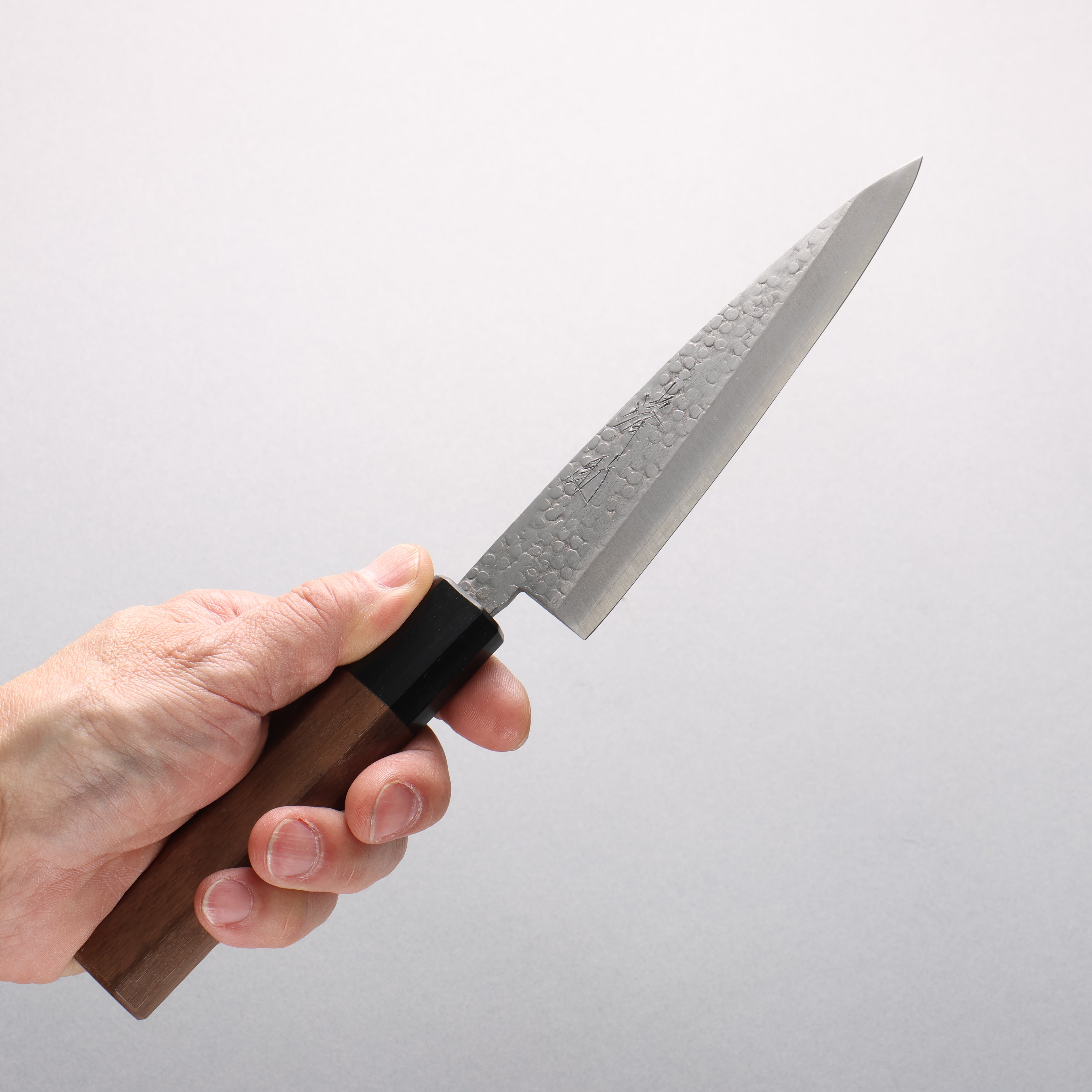 Seisuke Silver Steel No.3 Maru Hammered Petty-Utility 135mm Walnut Handle - Seisuke Knife