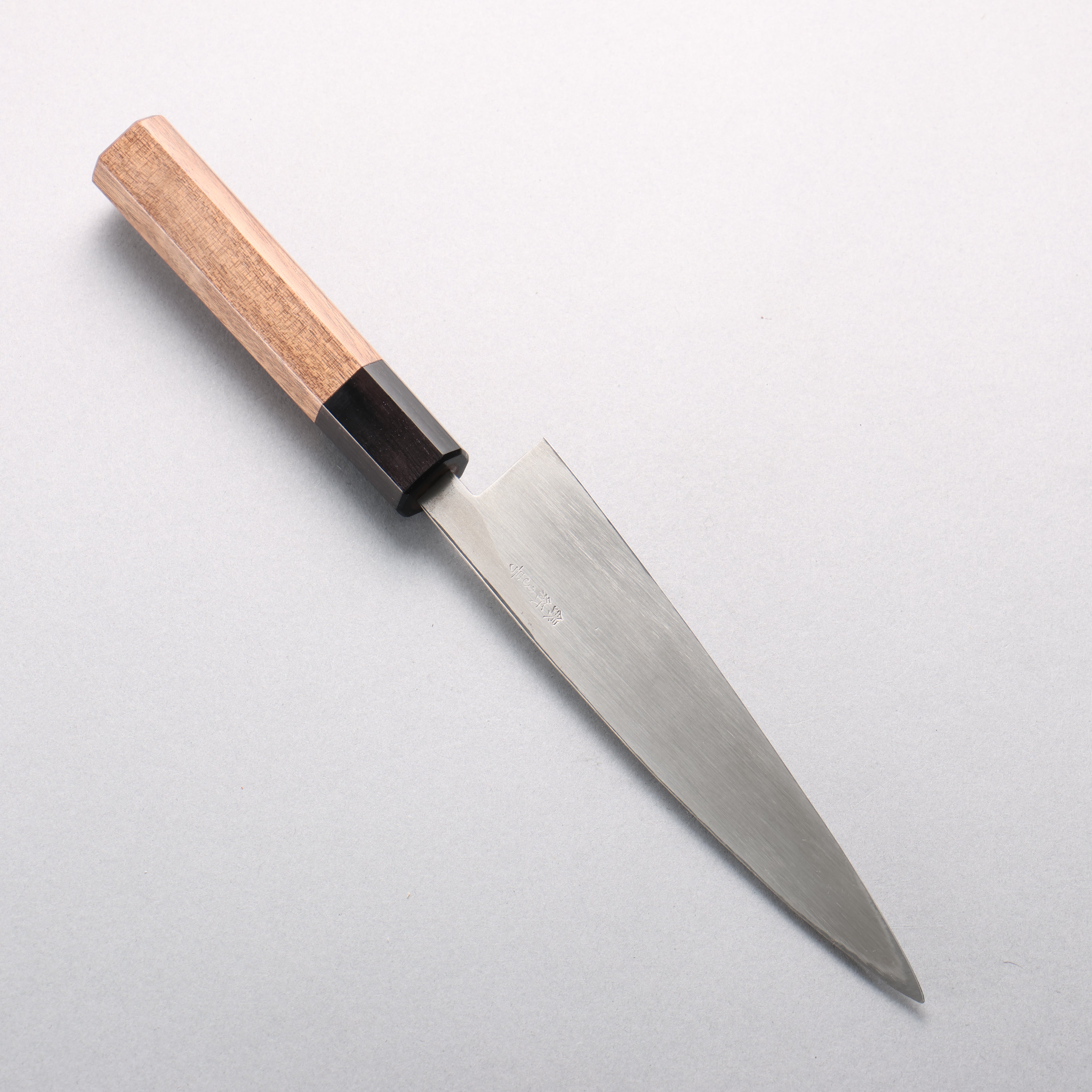 Seisuke Silver Steel No.3 Maru Hammered Petty-Utility 150mm Walnut Handle - Seisuke Knife
