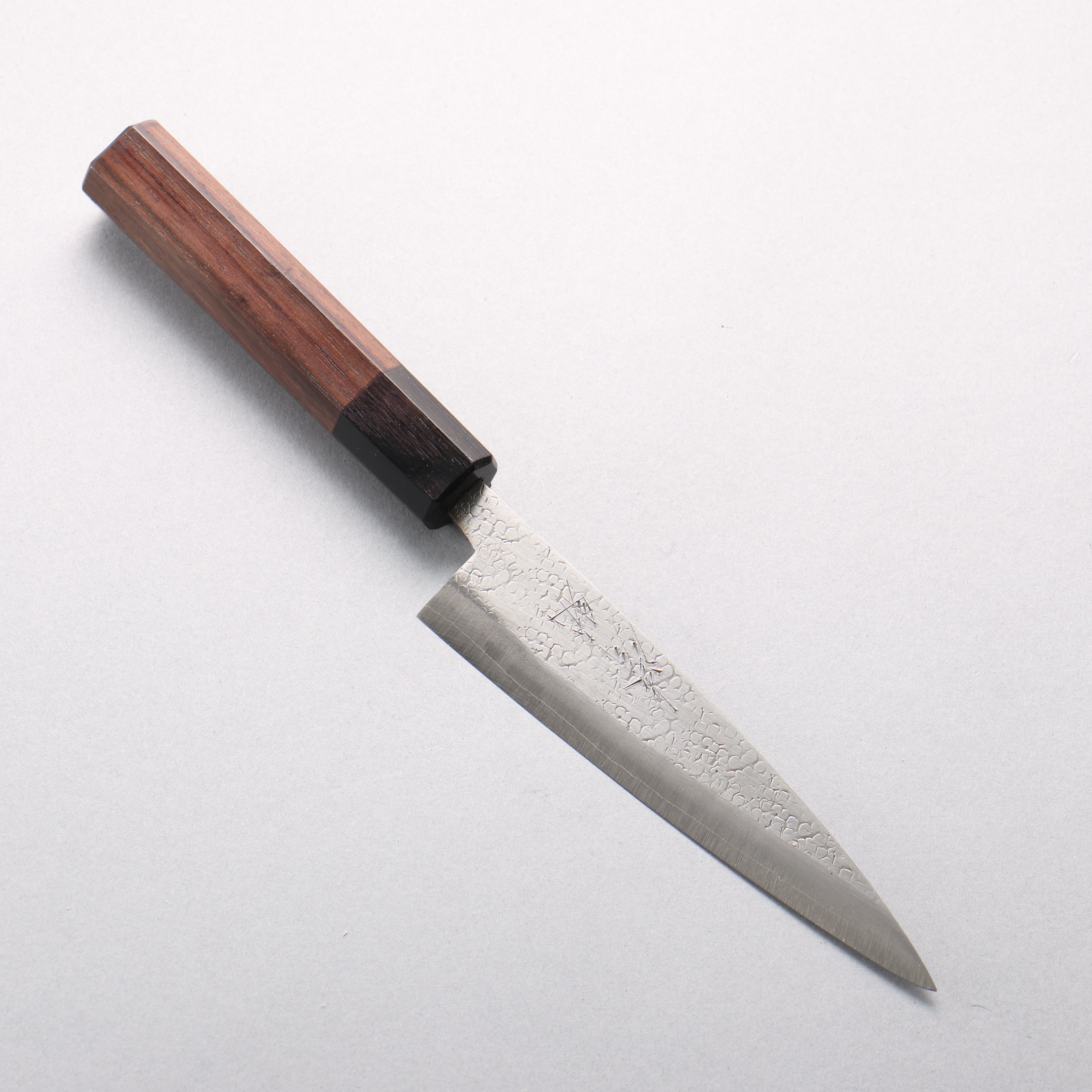 Seisuke Silver Steel No.3 Hammered(Maru) Petty-Utility 135mm Shitan & Black Pakkawood Handle - Seisuke Knife