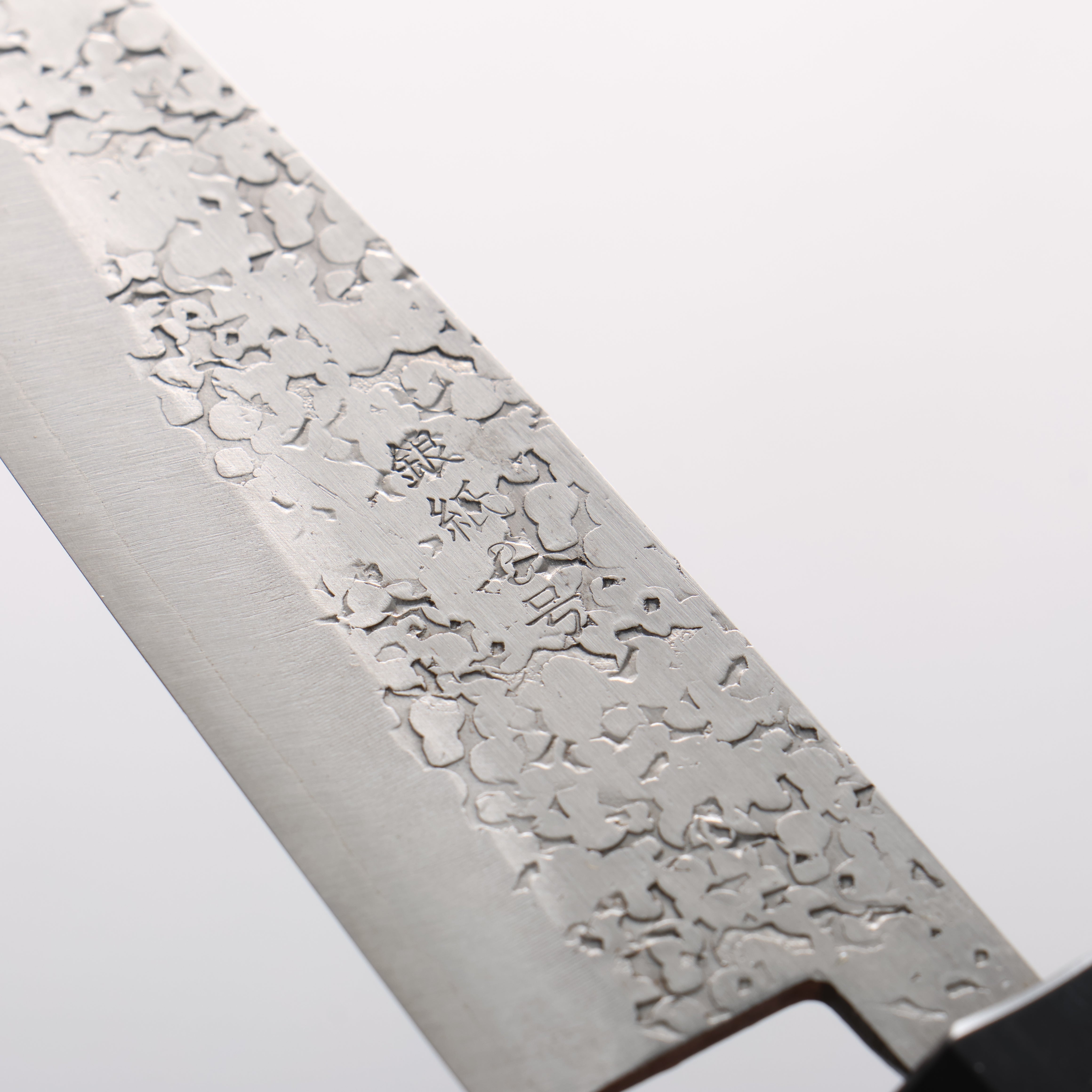 Seisuke Silver Steel No.3 Maru Hammered Petty-Utility 150mm Shitan & Black Pakkawood Handle - Seisuke Knife