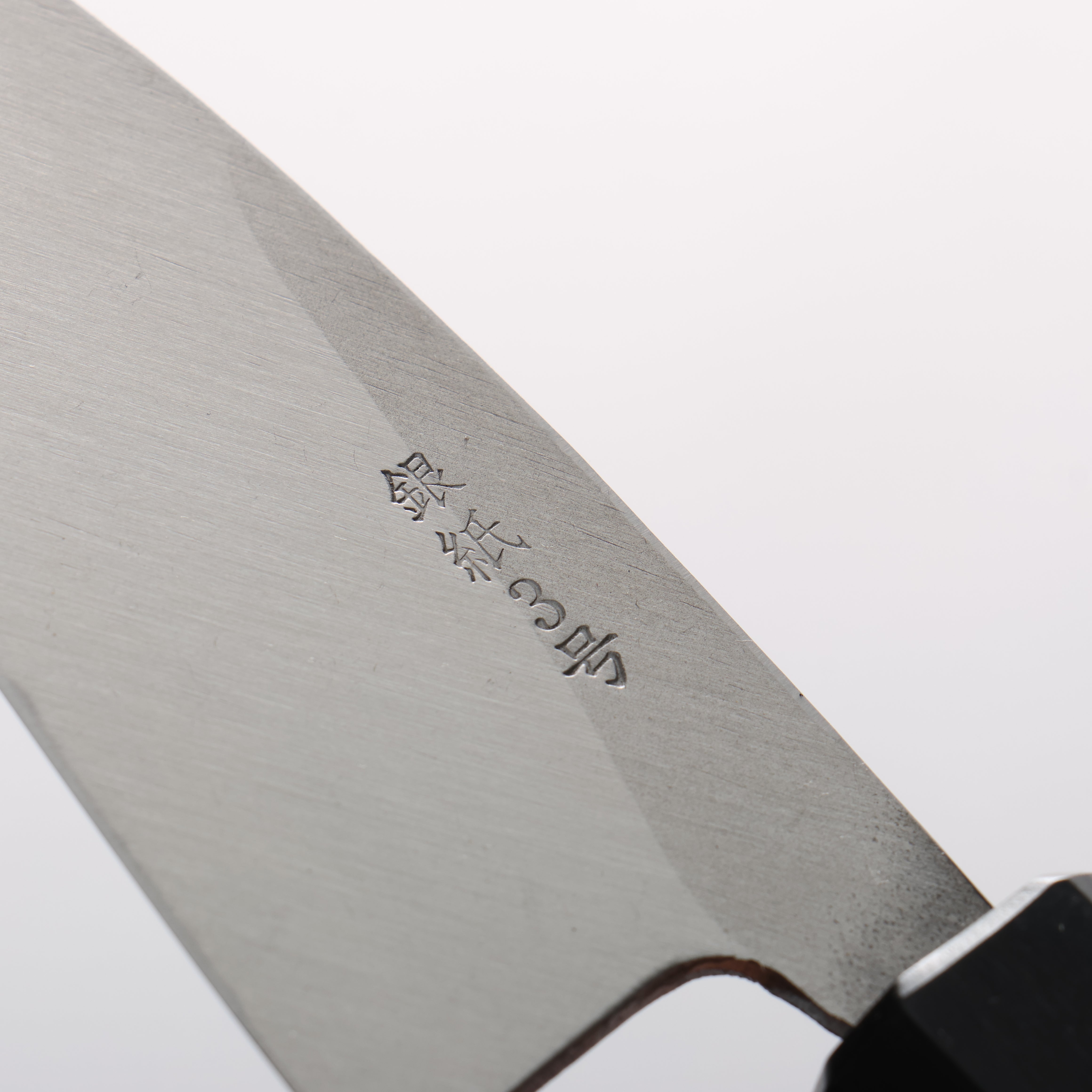 Seisuke Silver Steel No.3 Maru Hammered Ajikiri 105mm Walnut Handle - Seisuke Knife