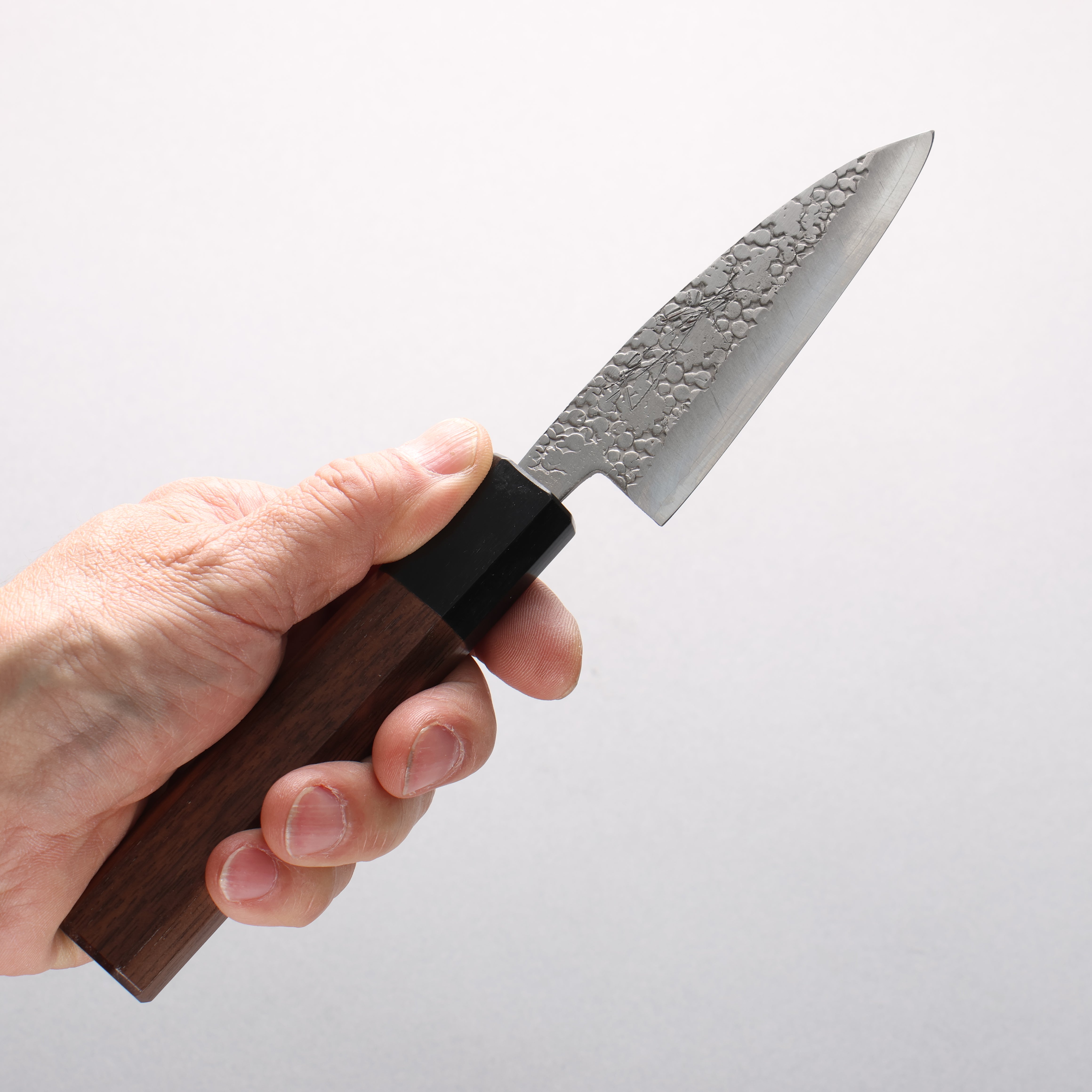 Seisuke Silver Steel No.3 Maru Hammered Ajikiri 90mm Walnut Handle - Seisuke Knife