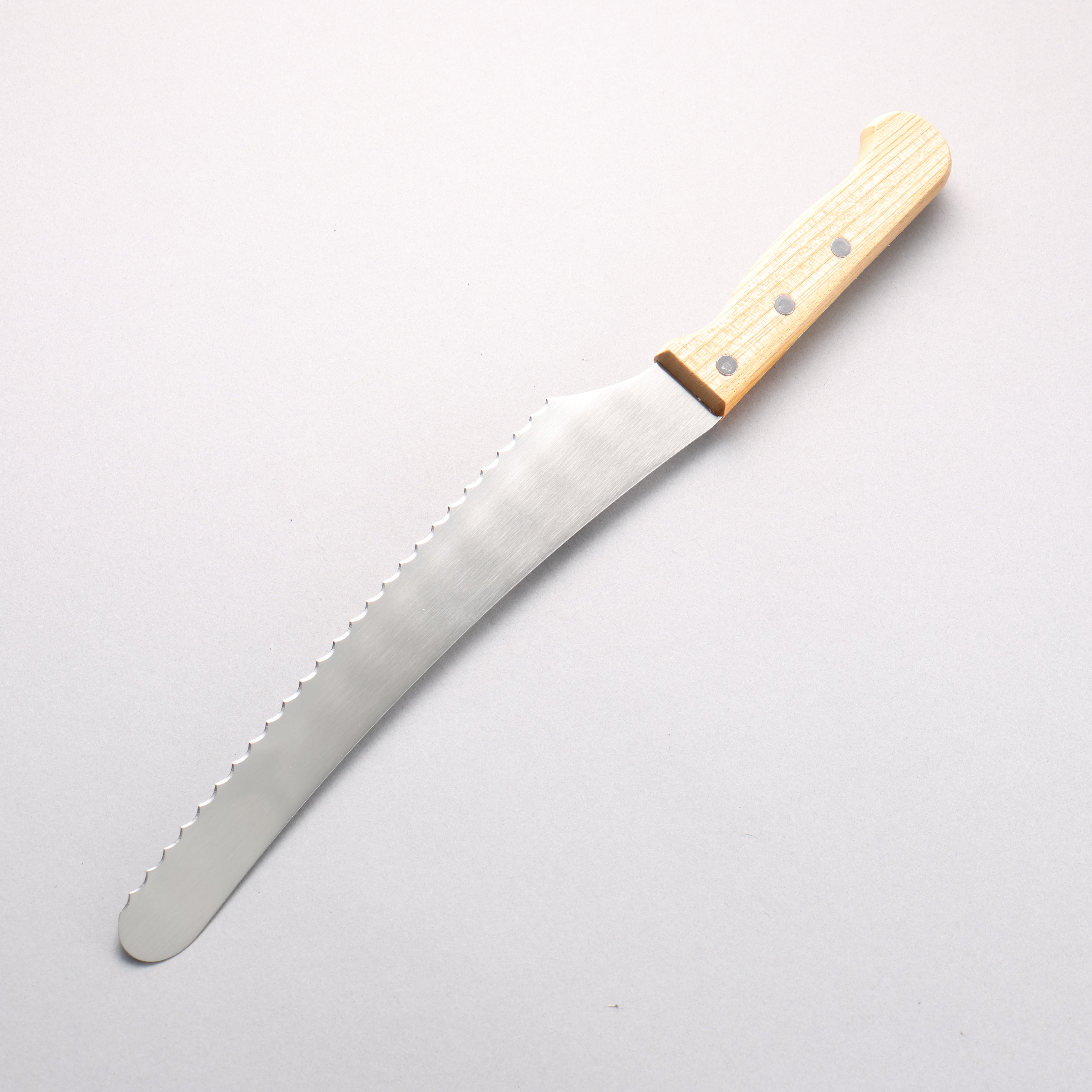 Nisaku Stainless Steel Serrated Bread Knife 240mm Natural wood Handle - Seisuke Knife