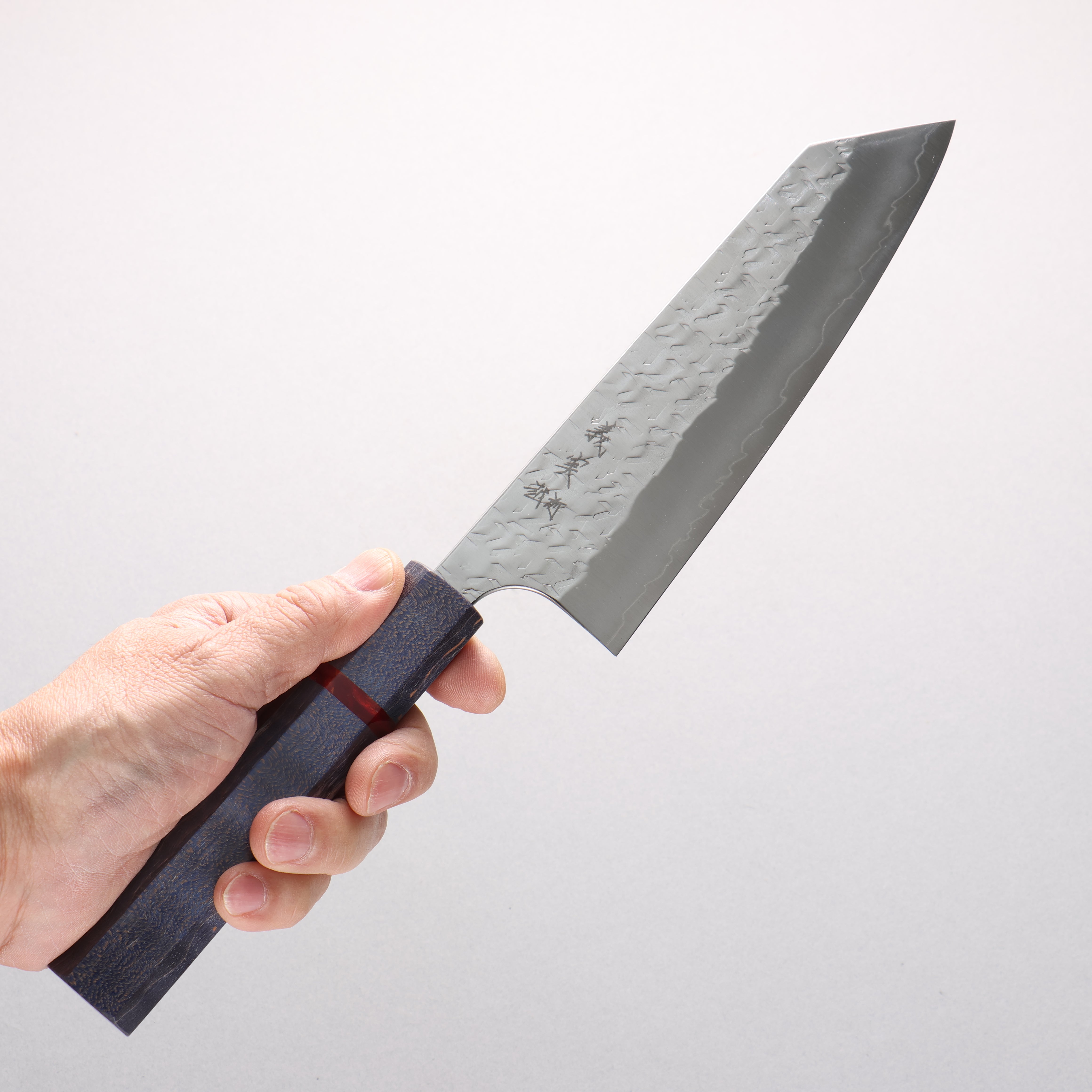 Yoshimi Kato Hyo SG2 Hammered Bunka 170mm Blue Stabilized Wood & Red Ring Handle - Seisuke Knife