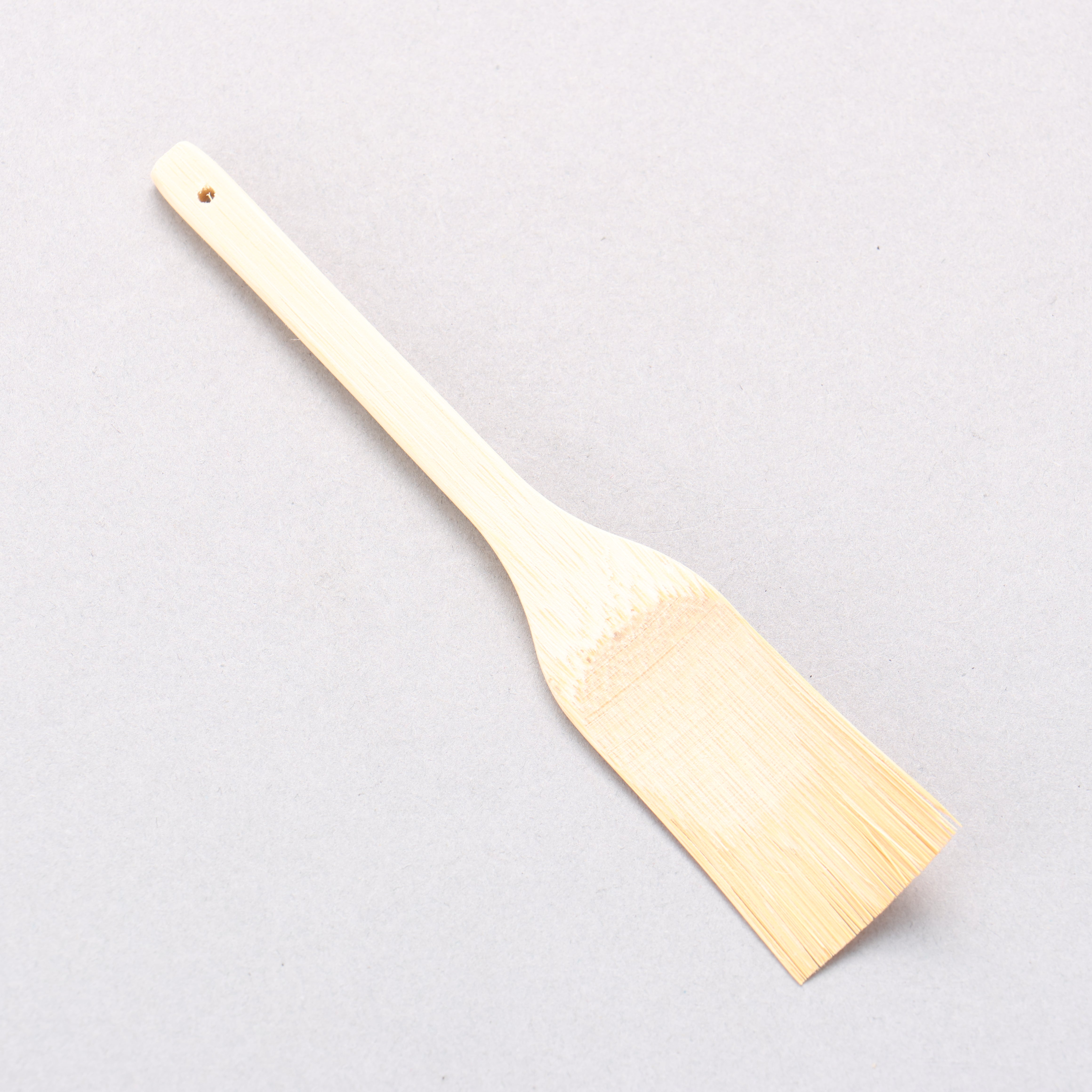shigeruです。 Oroshigane Grater & Brush